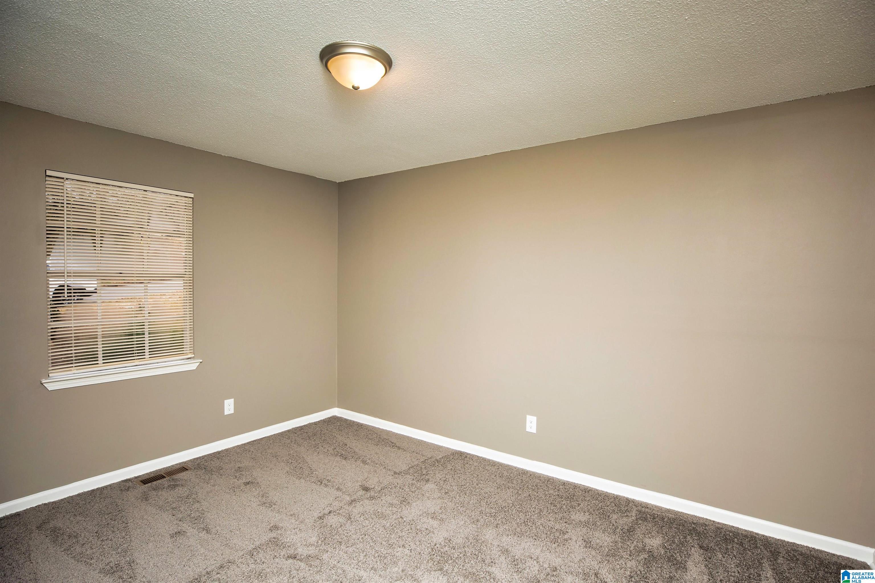 1533 6th Place NW