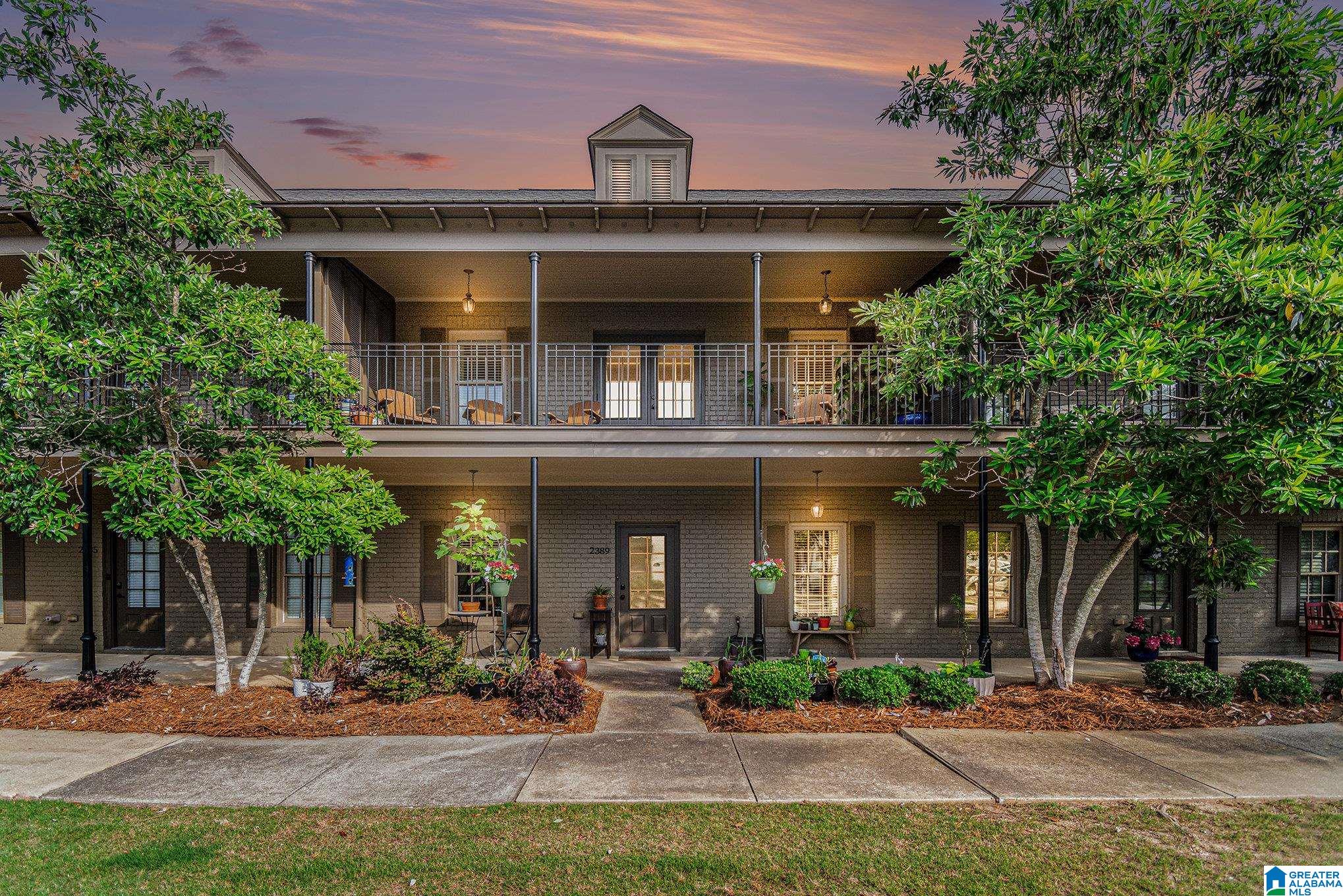 2389 VILLAGE CENTER STREET