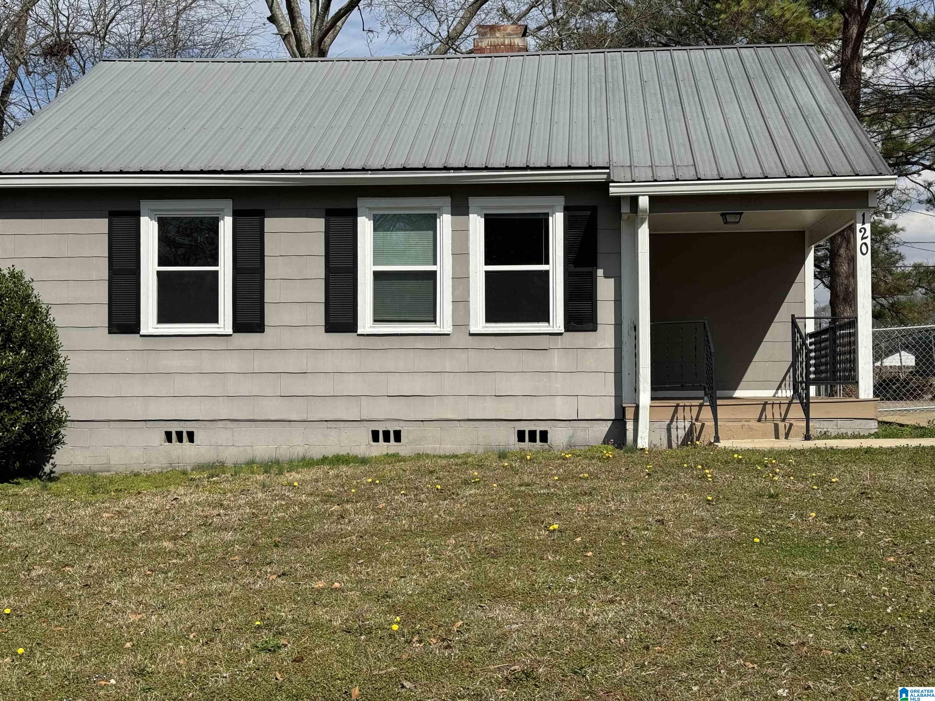 Homes for sale in Talladega, AL | 120 Elizabeth Avenue, Talladega, AL 35160 | MLS# 21422347