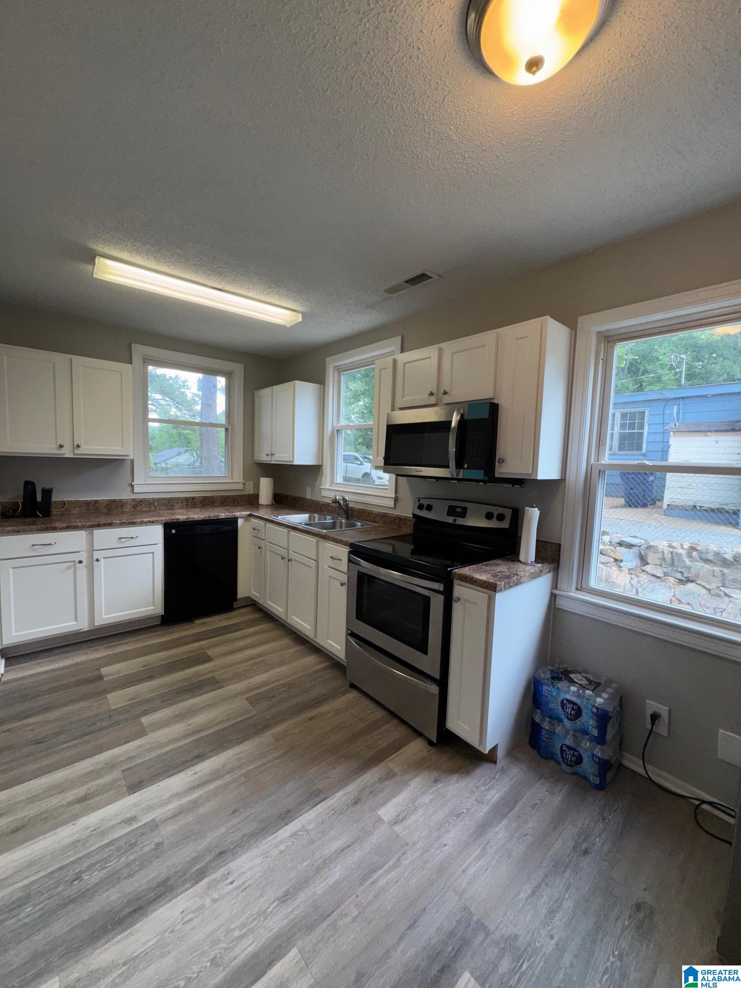 Homes for sale in Talladega, AL | 120 Elizabeth Avenue, Talladega, AL 35160 | MLS# 21422347