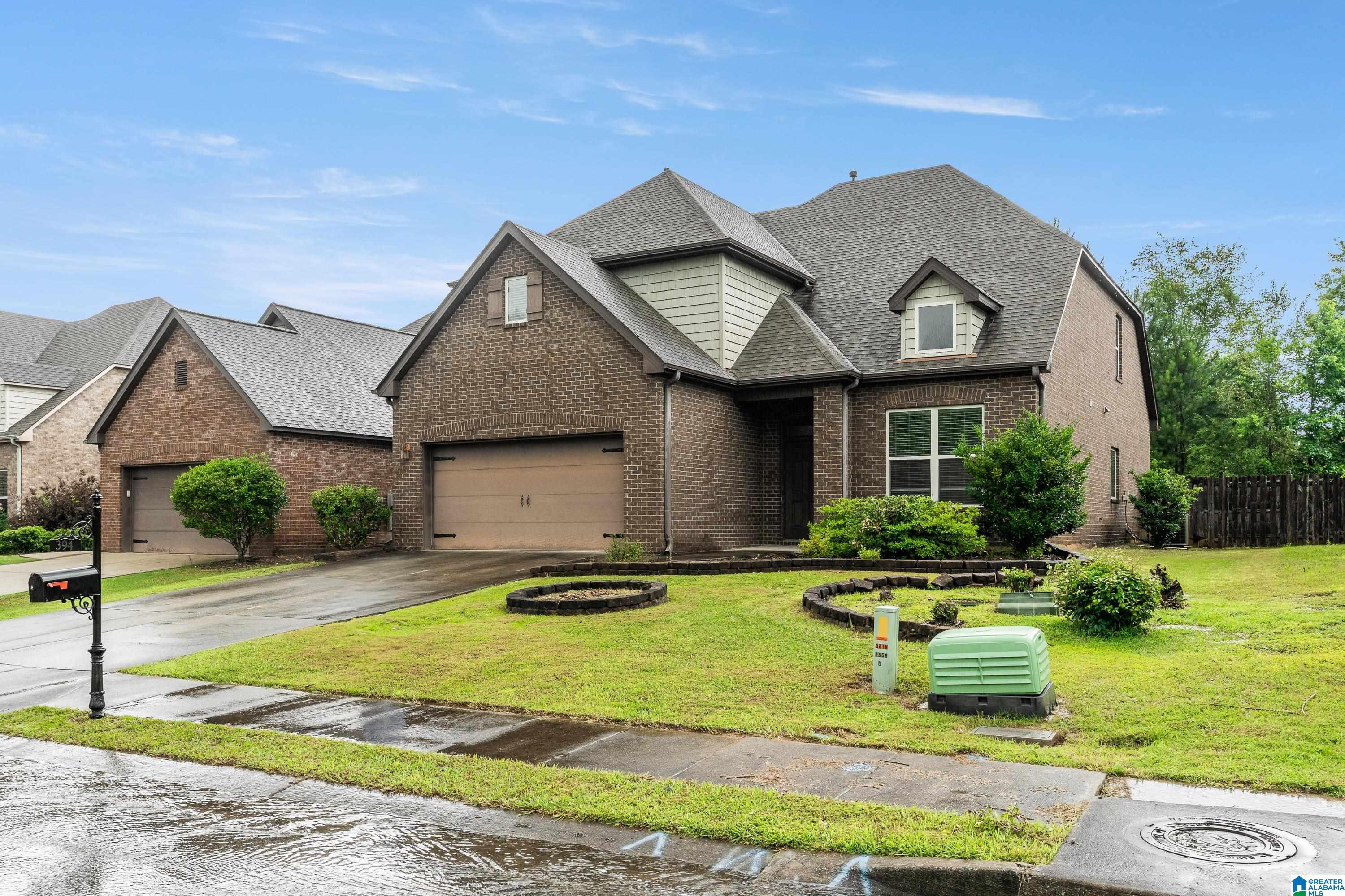 394 GLEN CROSS WAY