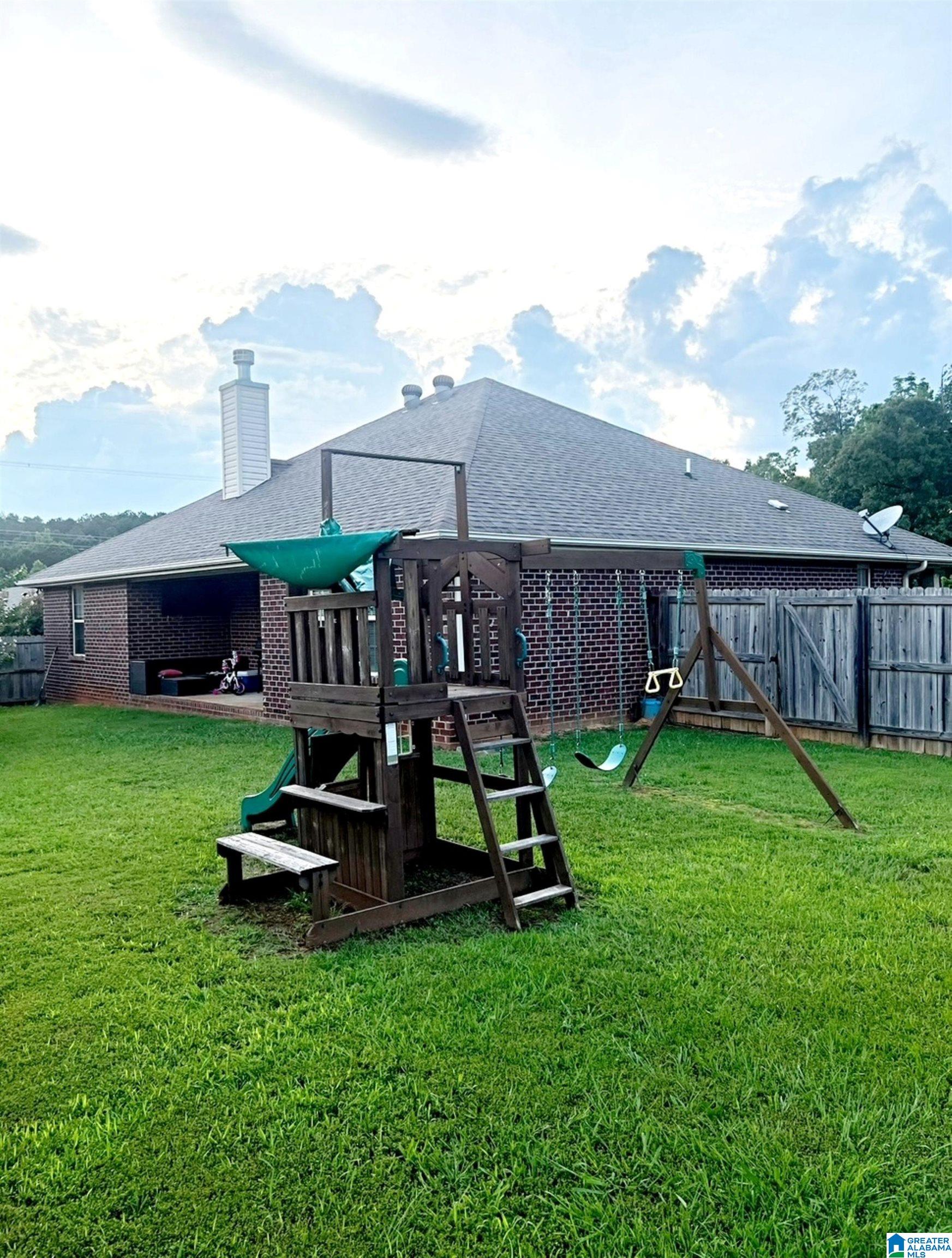 Homes for sale in Mccalla, AL | 7045 Summerdale Dr, Mccalla, AL 35111 | MLS# 21422600