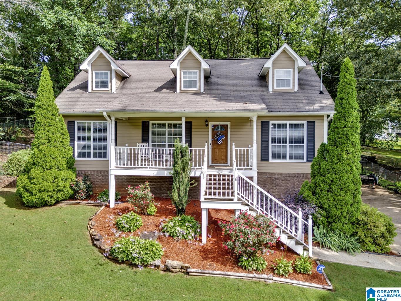 Beautiful 3 bedroom, 2.5 bath basement home situated on the largest lot in the neighborhood at the end of a peaceful cul-de-sac. The spacious master suite boasts a HUGE walk-in closet thats sure to impress, with an abundance of additional storage throughout the home! Enjoy relaxing on the screened-in backporch overlooking your private backyard OASIS!! This stunning home is a must-see - schedule your showing today!    Showings start on 06/26!