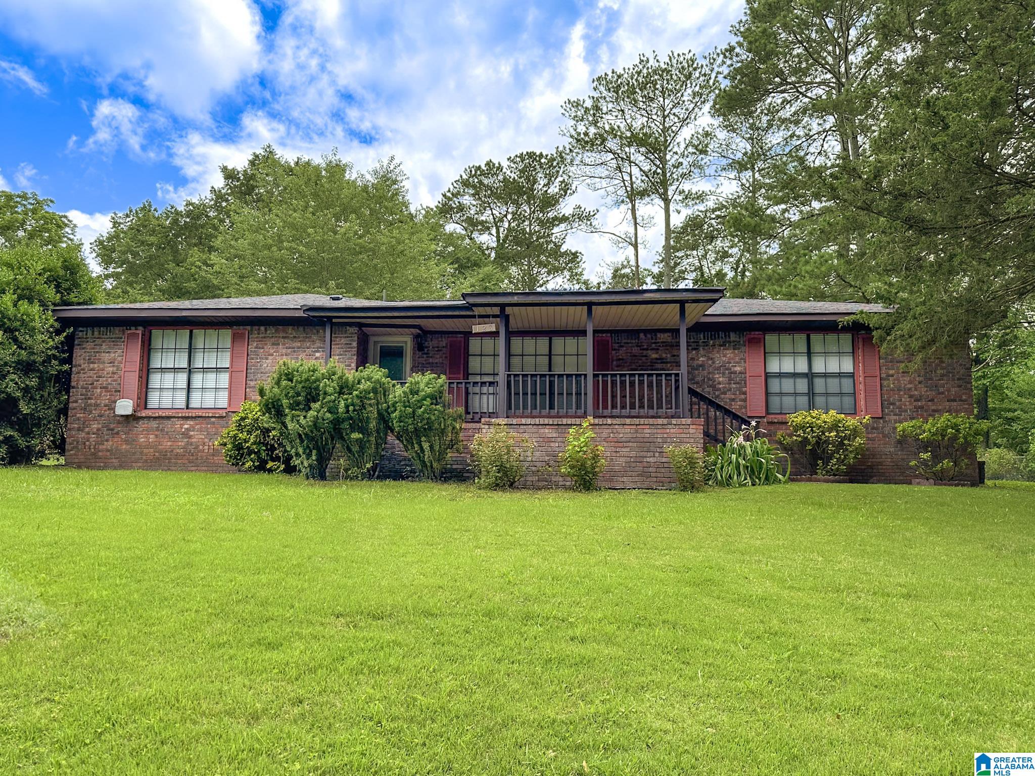 Homes for sale in Trussville, AL | 128 Carla Avenue, Trussville, AL 35173 | MLS# 21422978