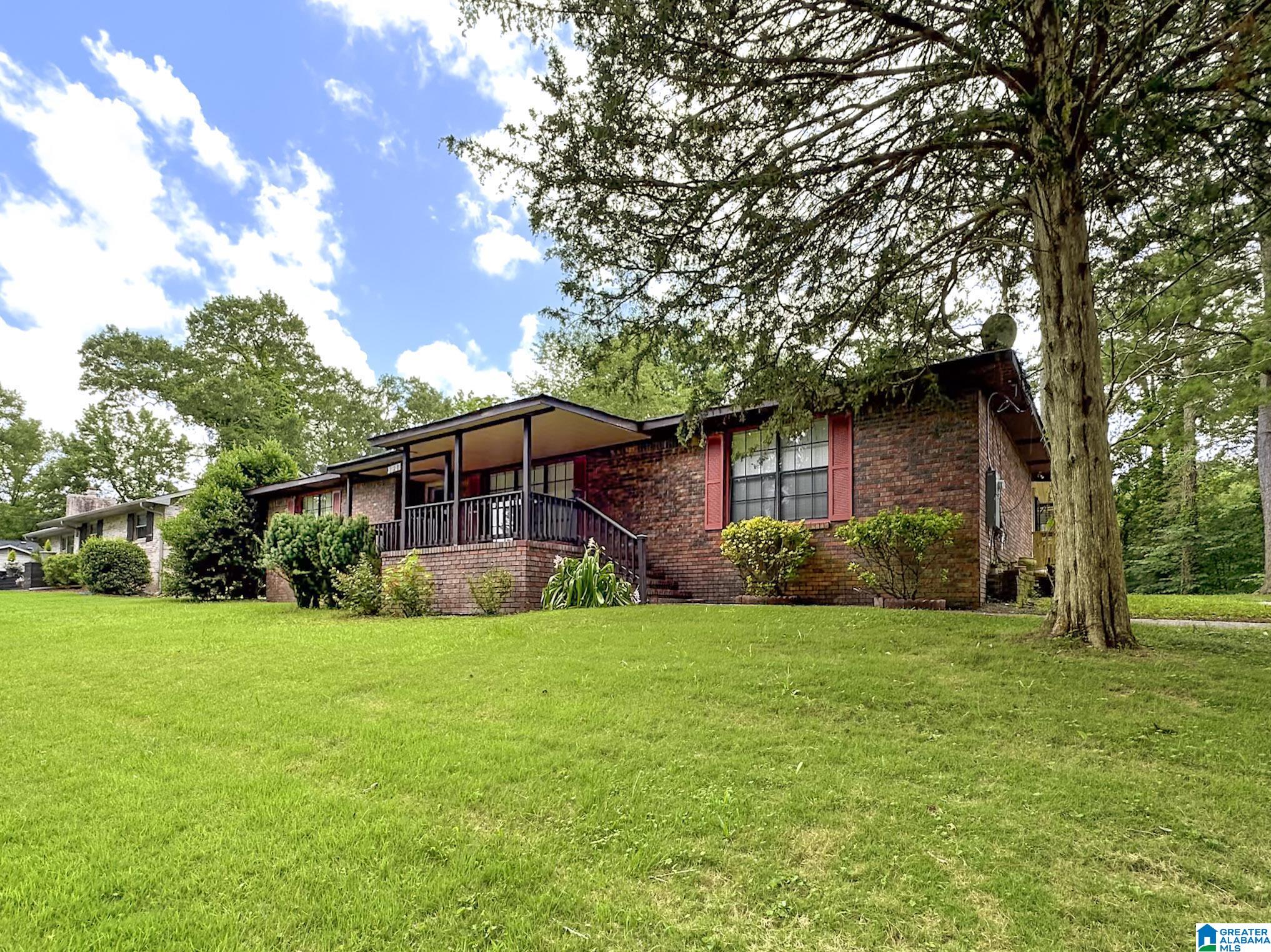 Homes for sale in Trussville, AL | 128 Carla Avenue, Trussville, AL 35173 | MLS# 21422978