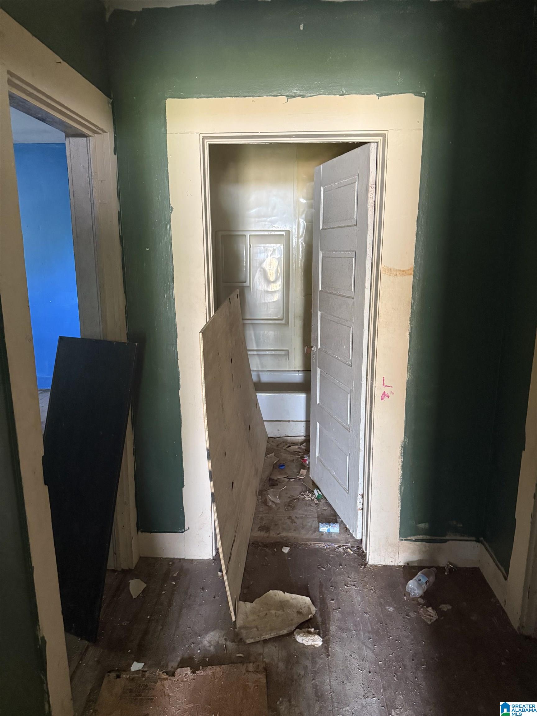 Homes for sale in Sylacauga, AL | 404 S Main Avenue, Sylacauga, AL 35150 | MLS# 21423314