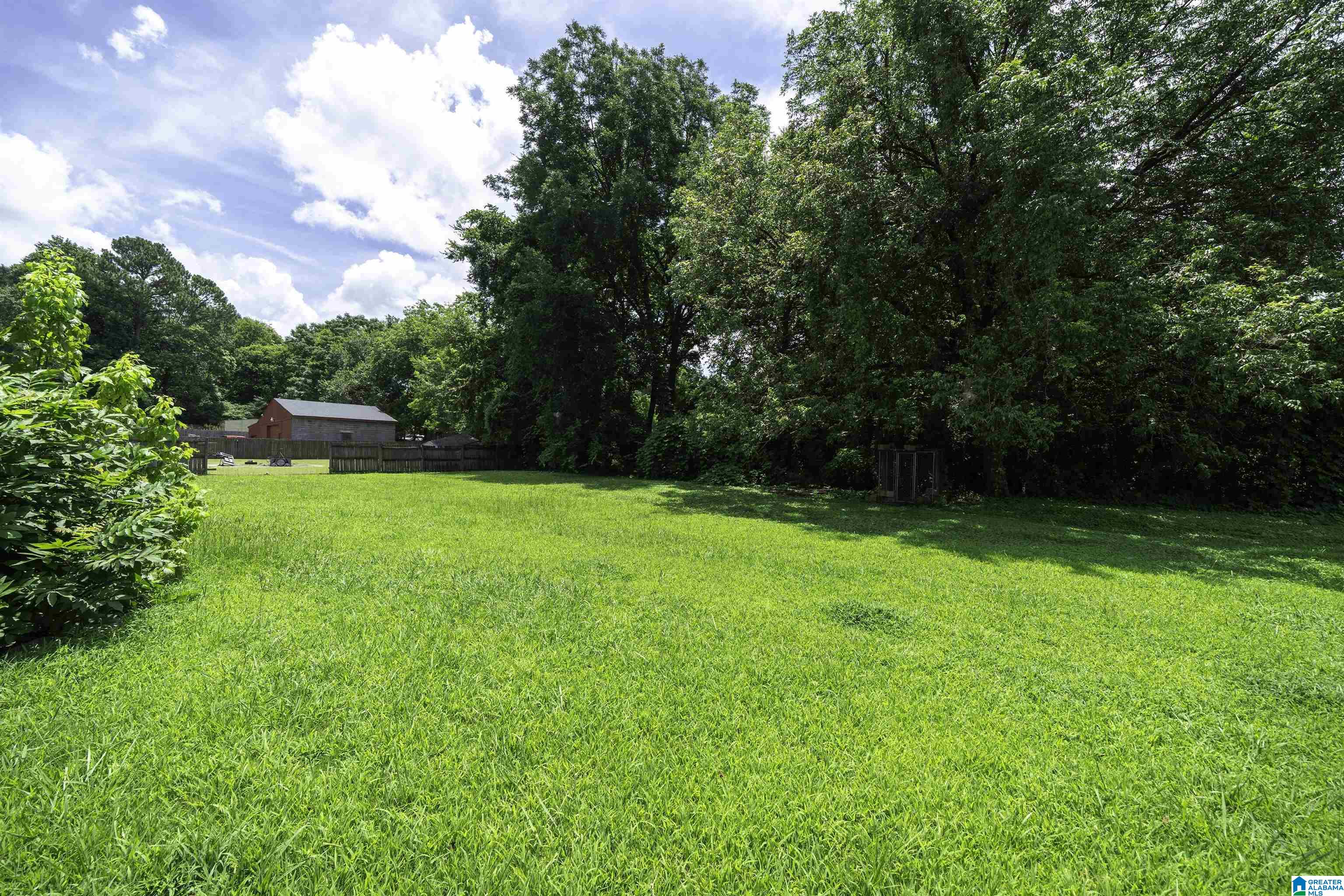 Homes for sale in Dolomite, AL | 427 Smithfield Circle W, Dolomite, AL 35061 | MLS# 21423413