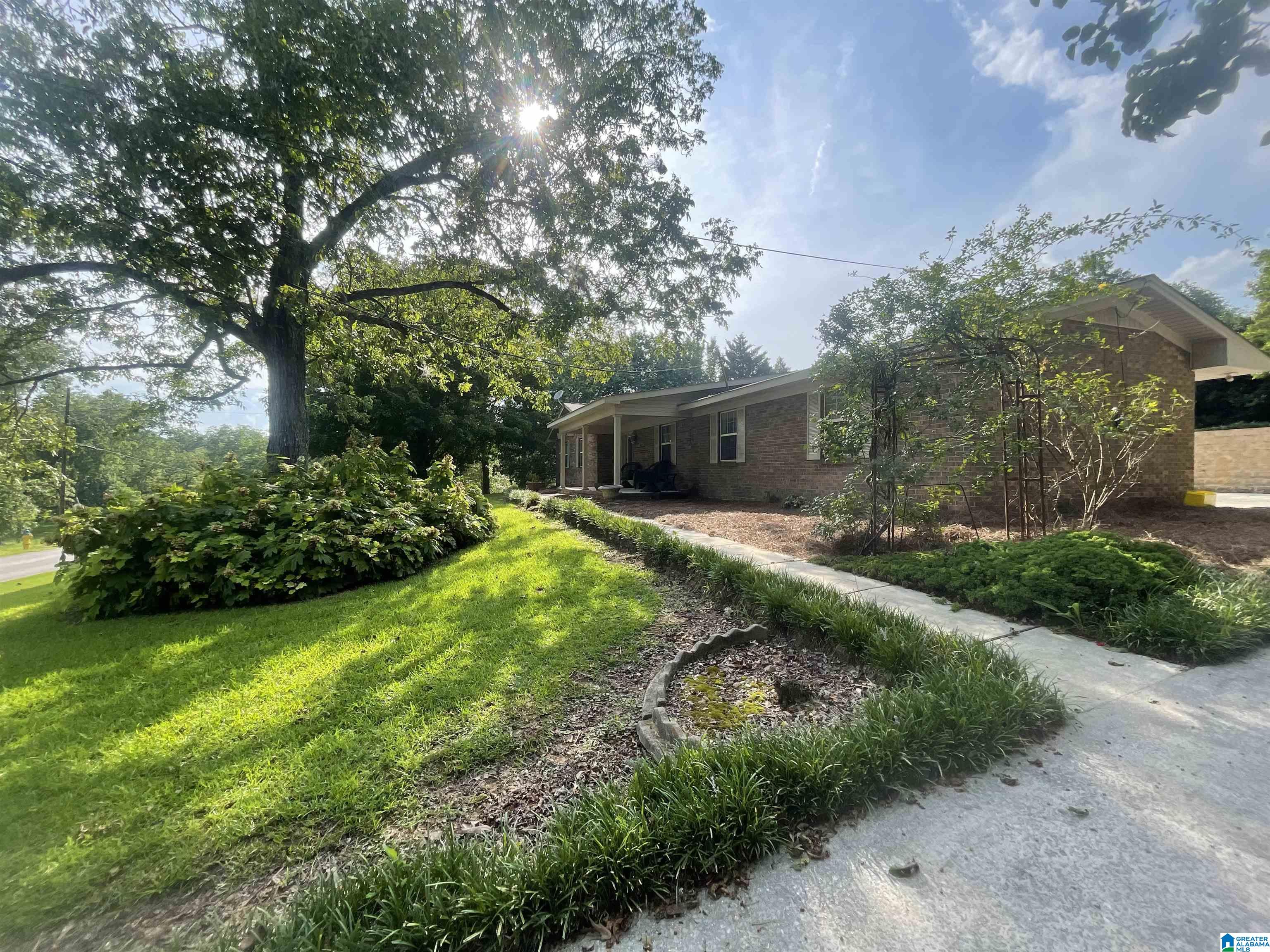 Homes for sale in Thorsby, AL | 8679 Jones Street, Thorsby, AL 35171 | MLS# 21423538