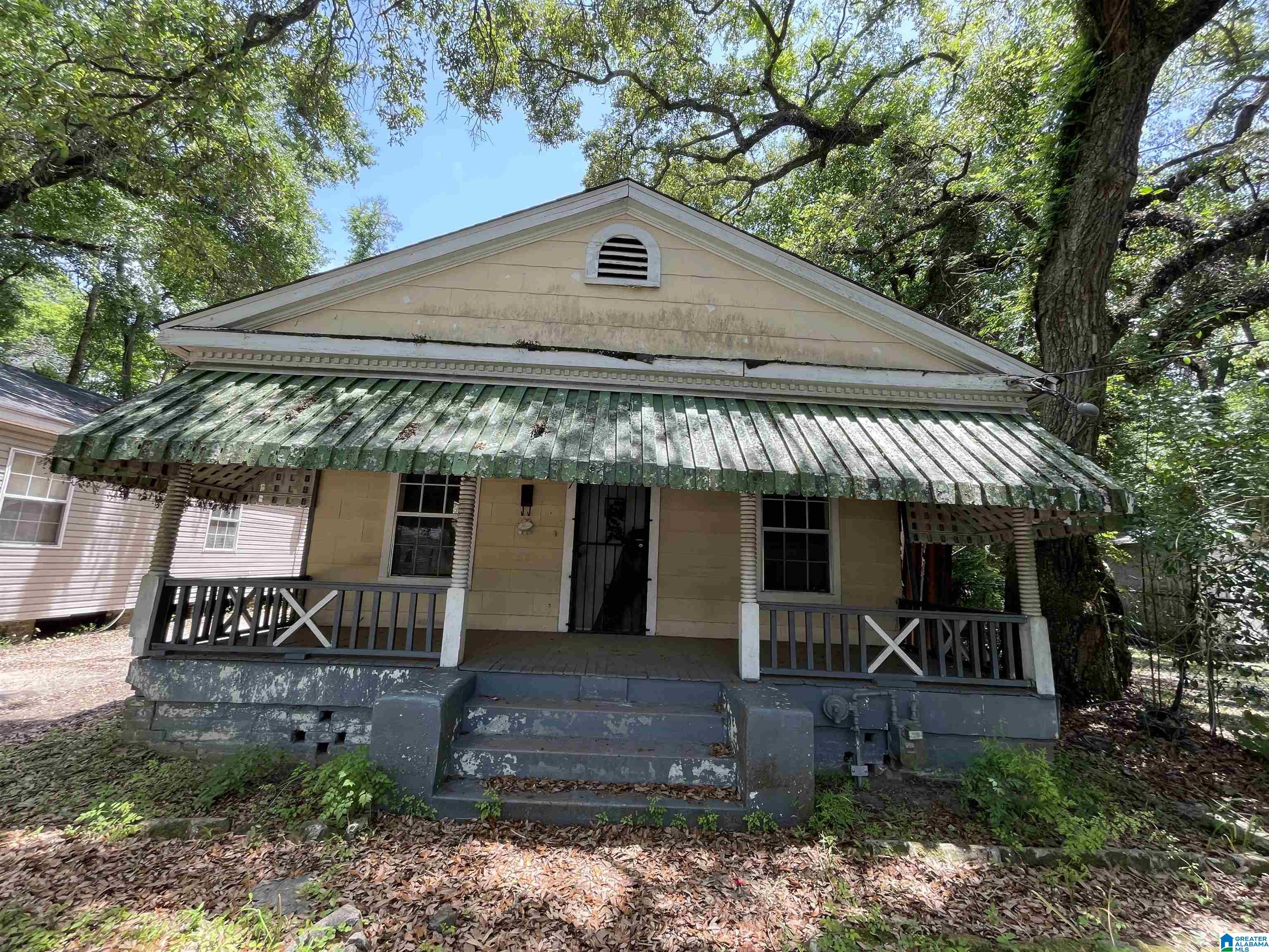 557 MARINE STREET