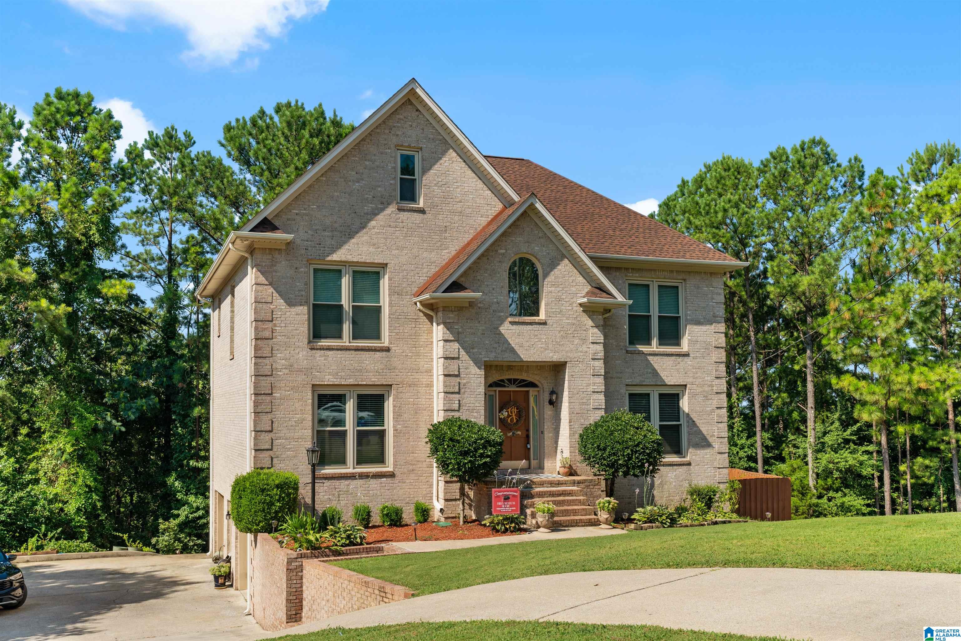 109 KINGSLEY CIRCLE