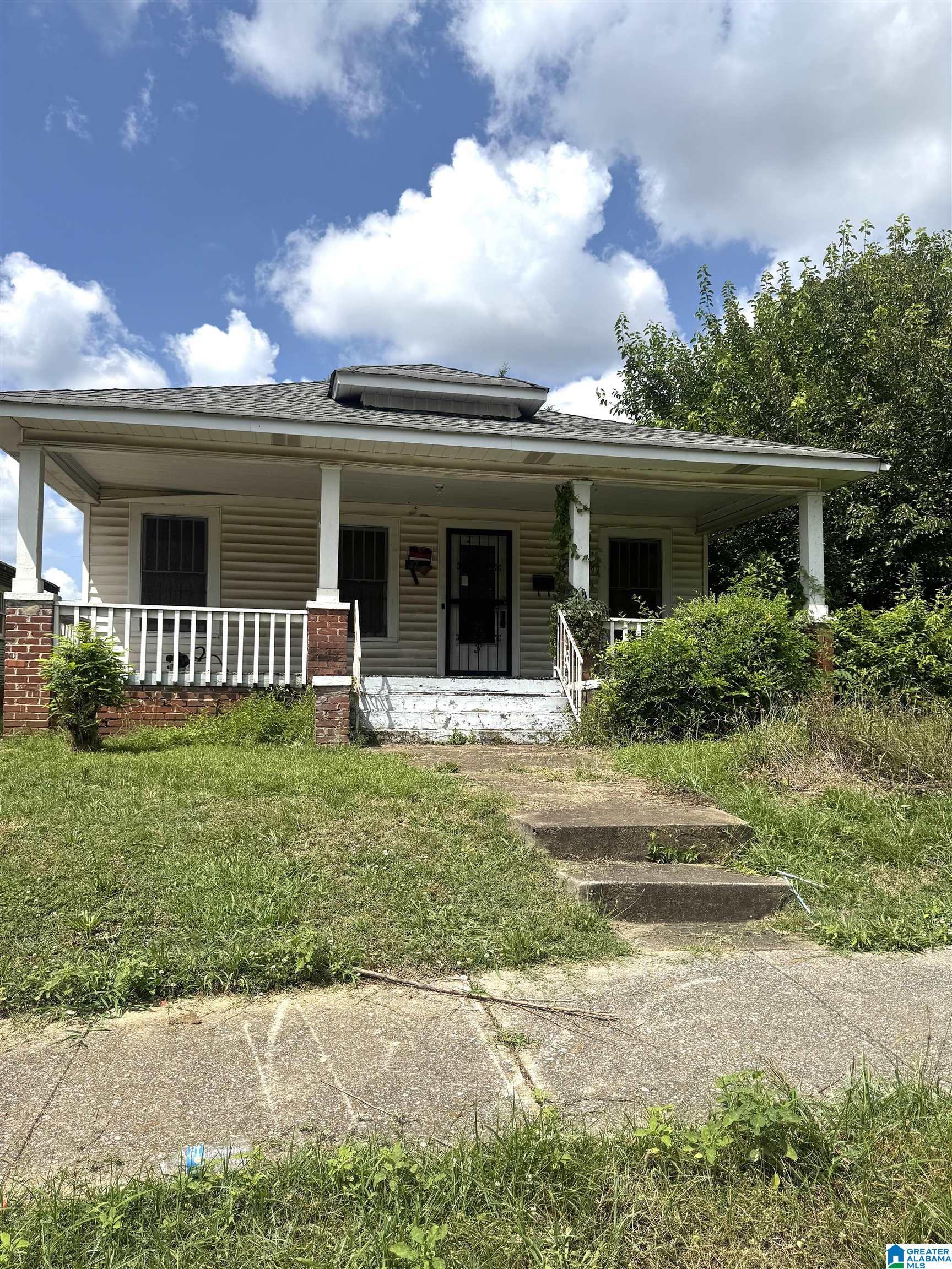 Homes for sale in Birmingham, AL | 4704 Avenue R, Birmingham, AL 35208 | MLS# 21424430