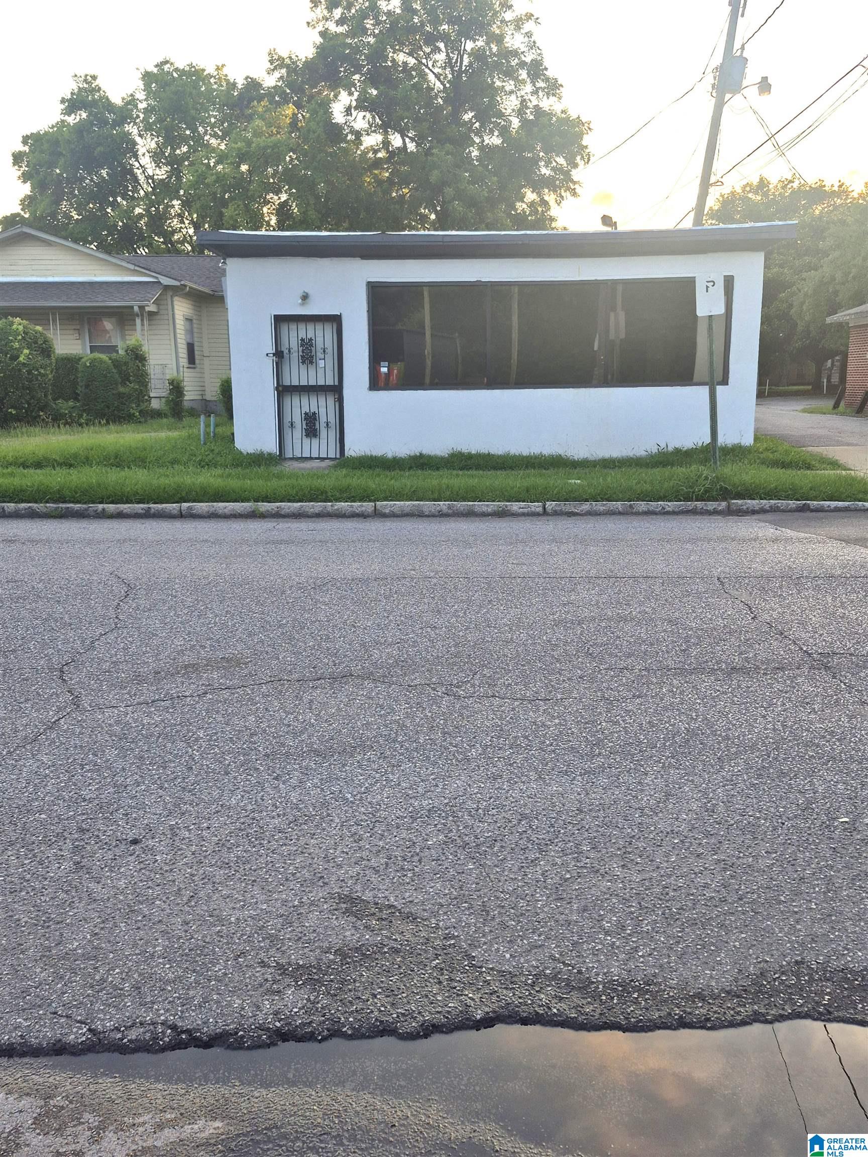 1914 ENSLEY AVENUE