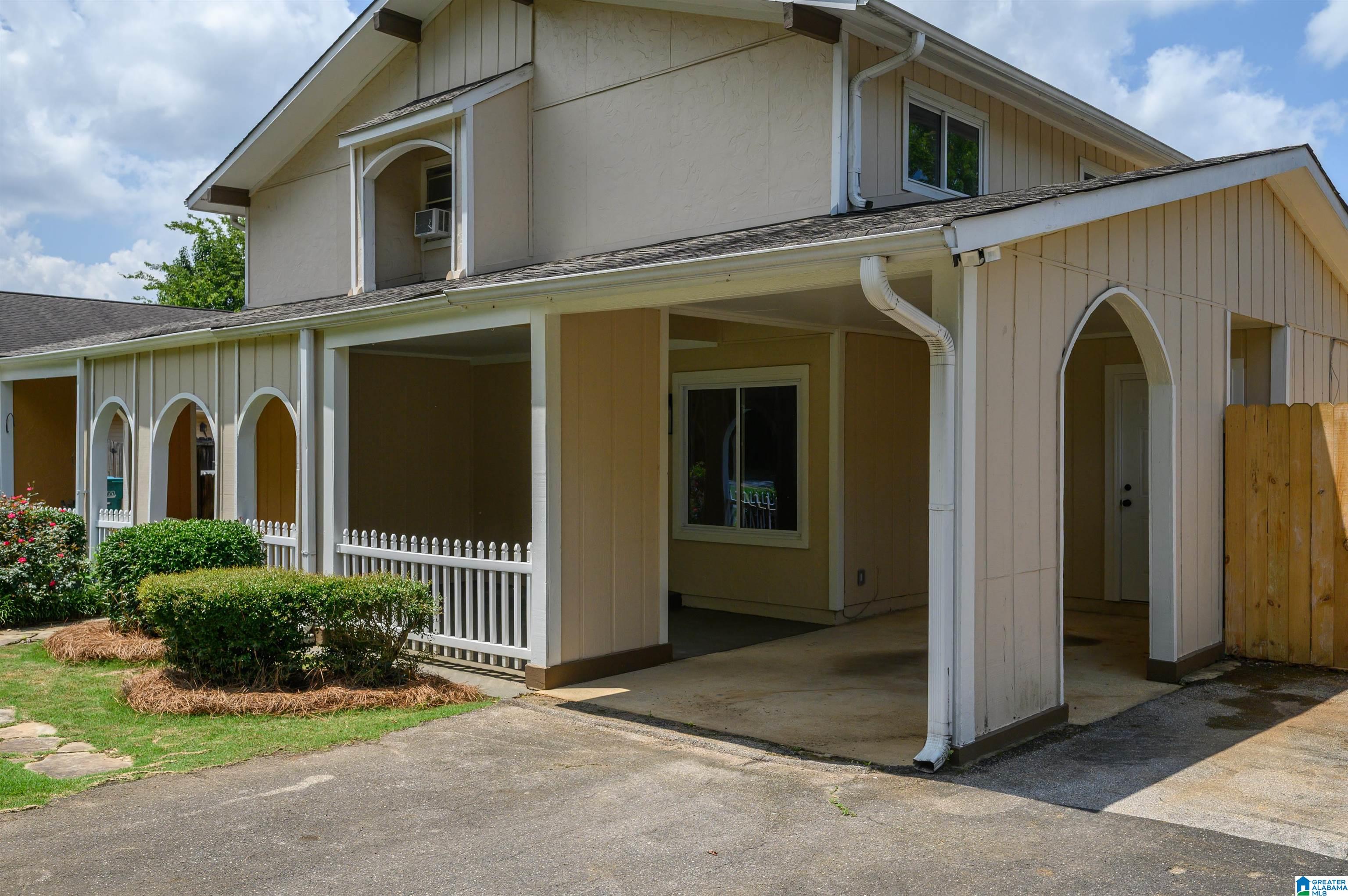 Homes for sale in Center Point, AL | 1834 Oakleaf Lane, Center Point, AL 35215 | MLS# 21424690