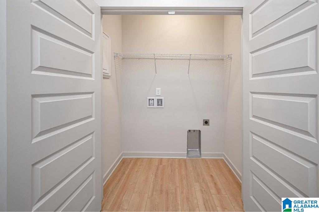 Homes for sale in Hoover, AL | 1698 Thatcham Lane, Hoover, AL 35244 | MLS# 21424708