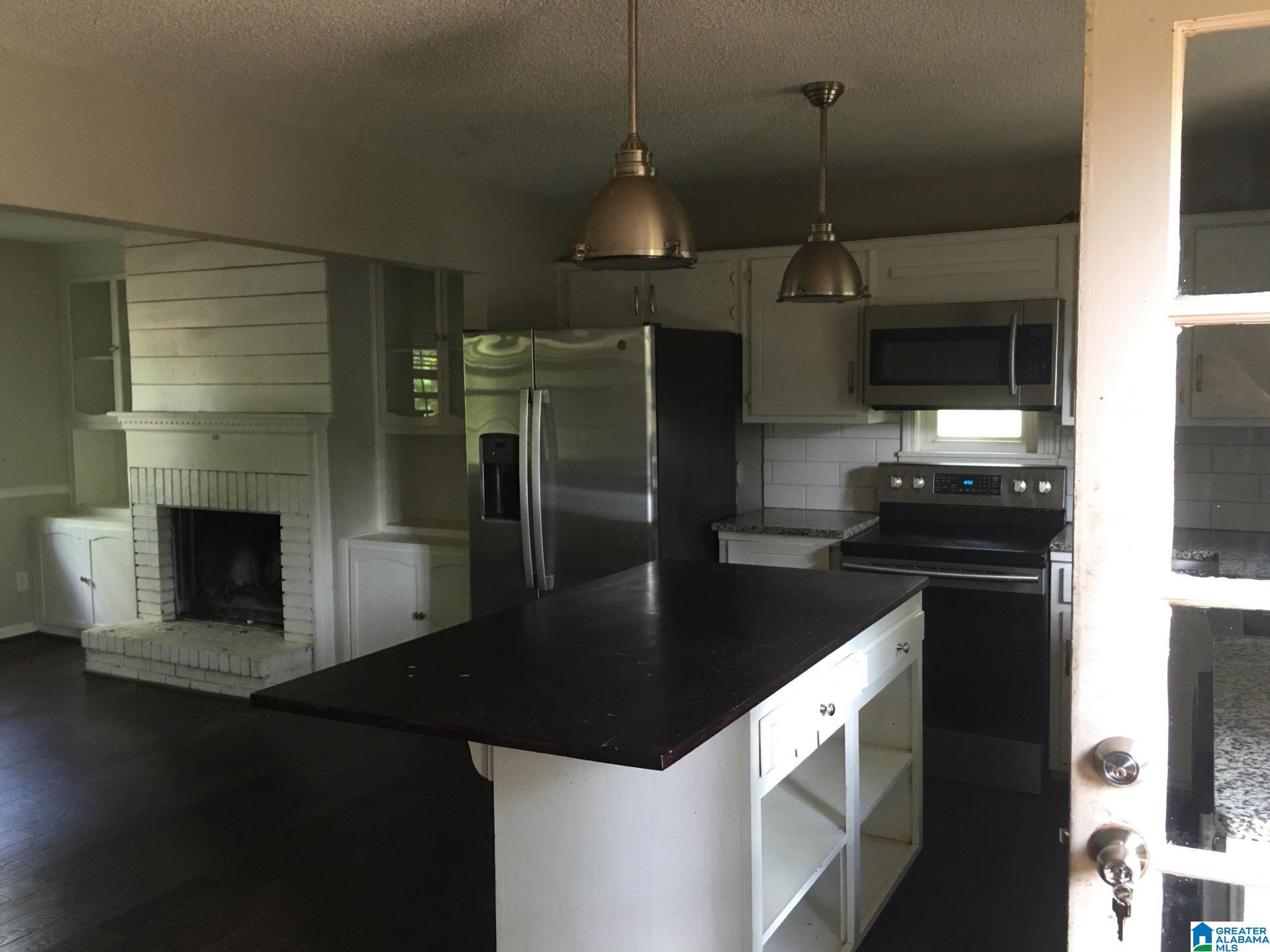 Homes for sale in Alabaster, AL | 1805 Mohawk Dr, Alabaster, AL 35007 | MLS# 21424991