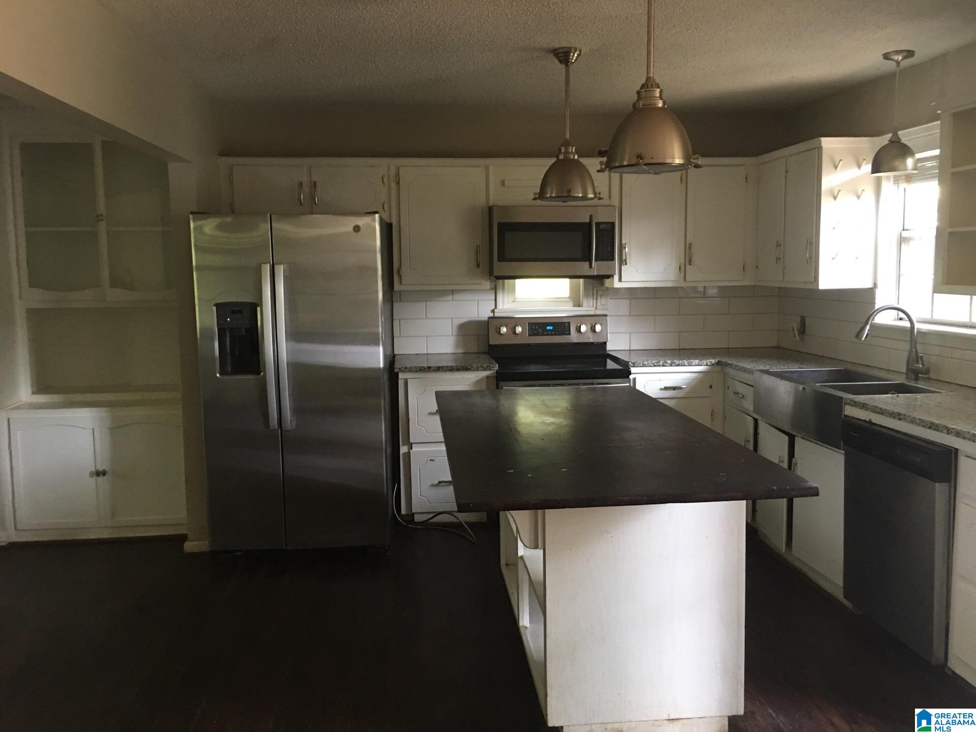 Homes for sale in Alabaster, AL | 1805 Mohawk Dr, Alabaster, AL 35007 | MLS# 21424991