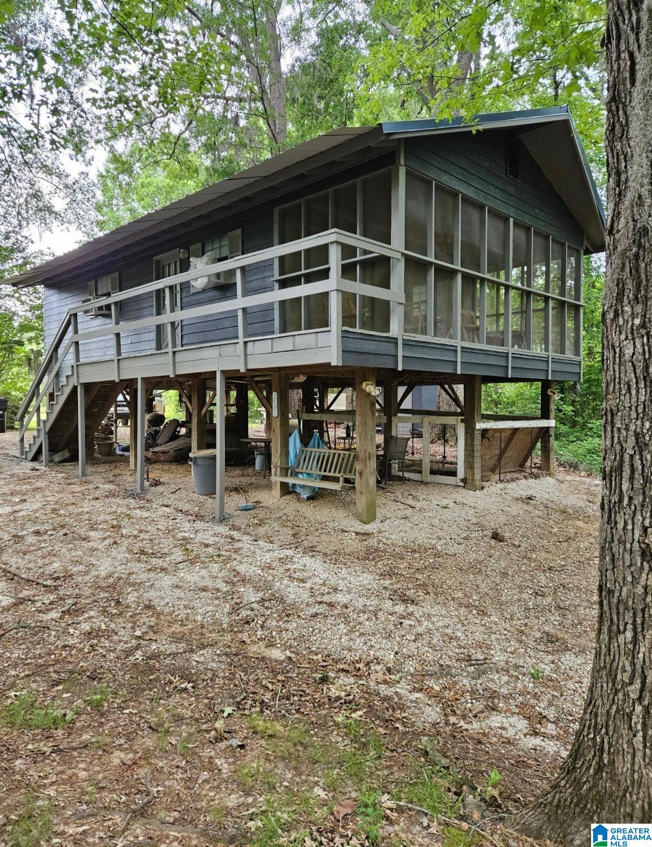 Homes for sale in Lowndesboro, AL | 1058 River Road, Lowndesboro, AL 36752 | MLS# 21425180