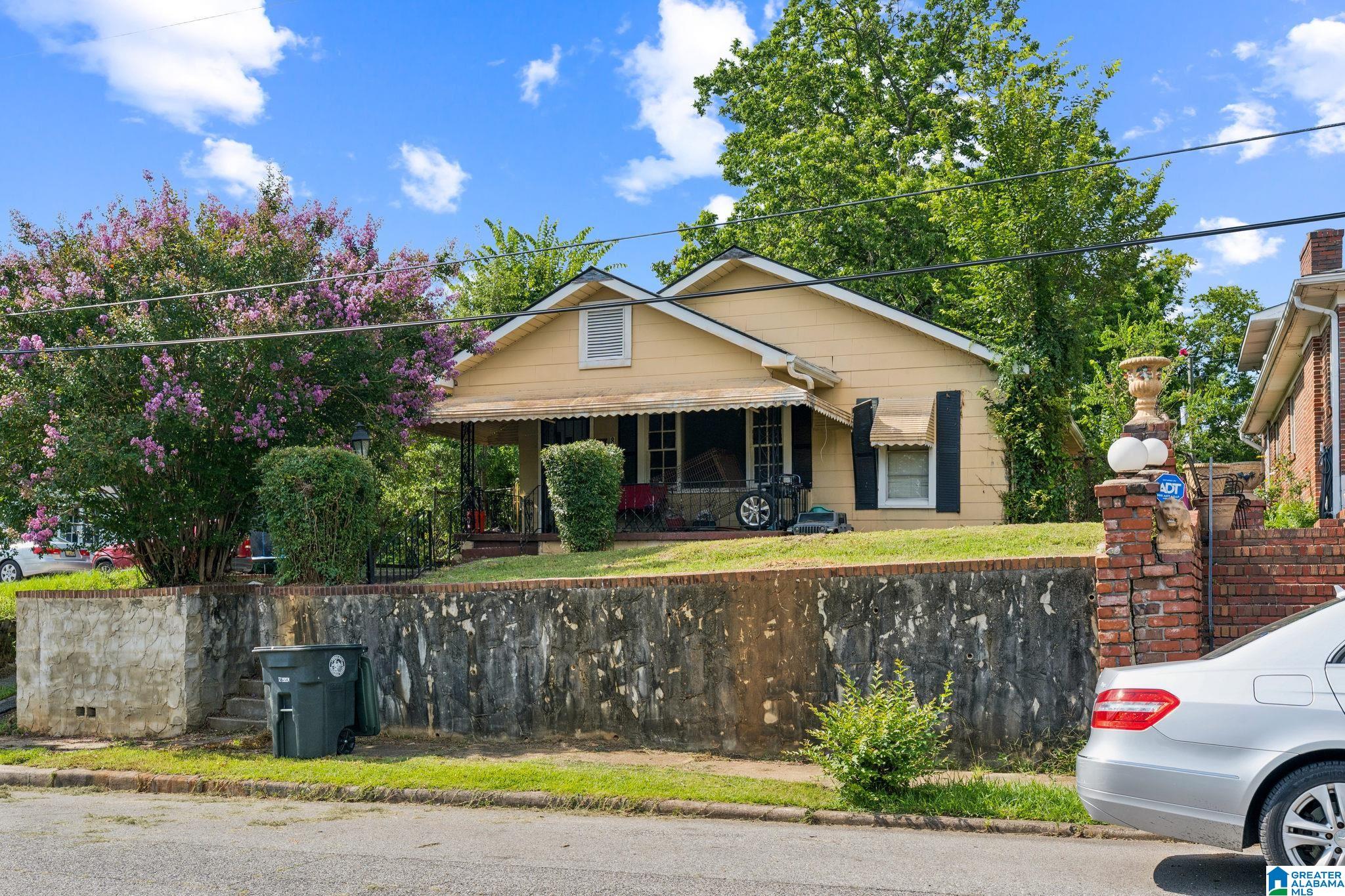 Homes for sale in Birmingham, AL | 8 17th Avenue S, Birmingham, AL 35205 | MLS# 21425183