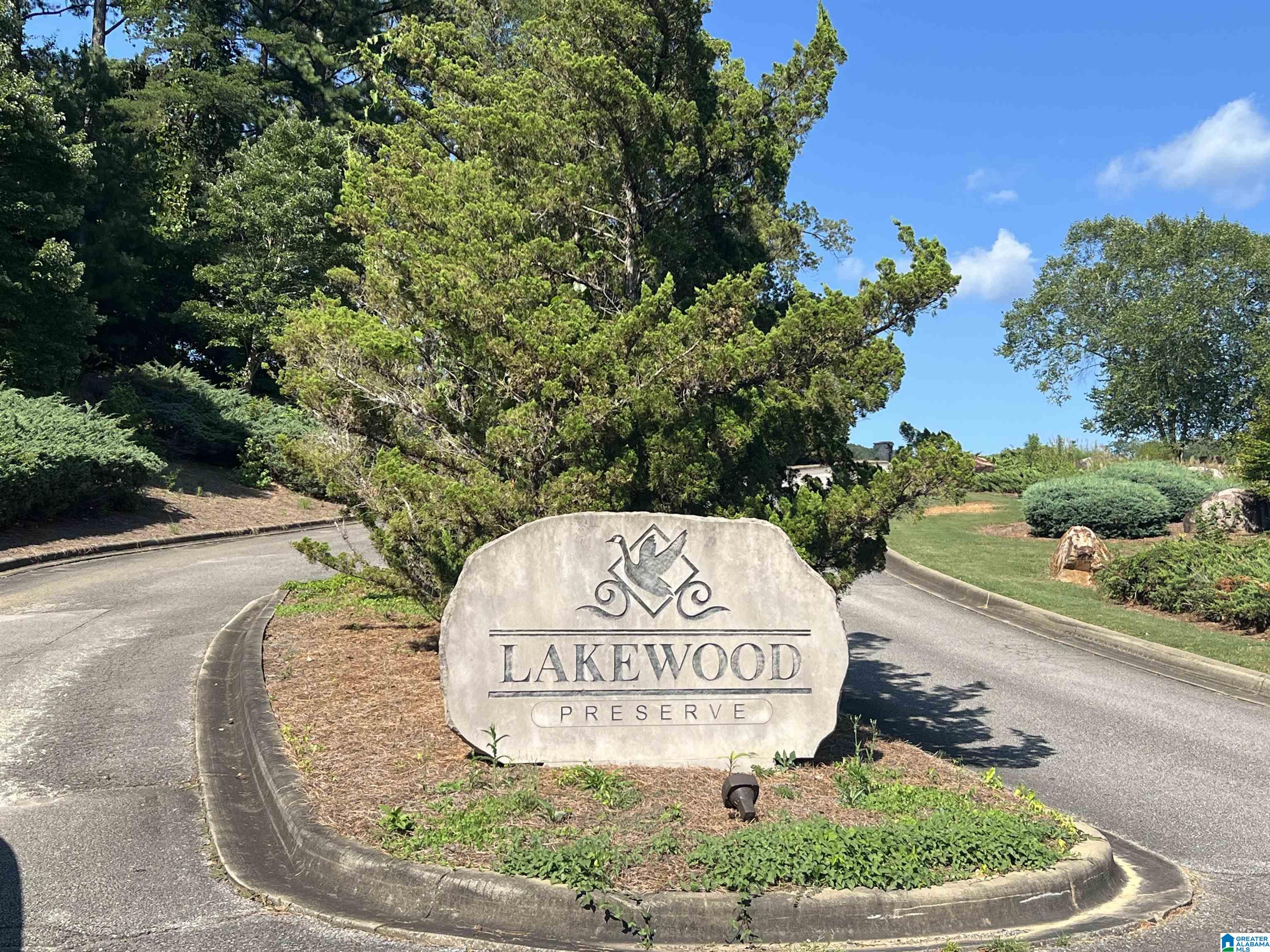 Homes for sale in Springville, AL | 845 Redhawk Ridge, Springville, AL 35146 | MLS# 21425326