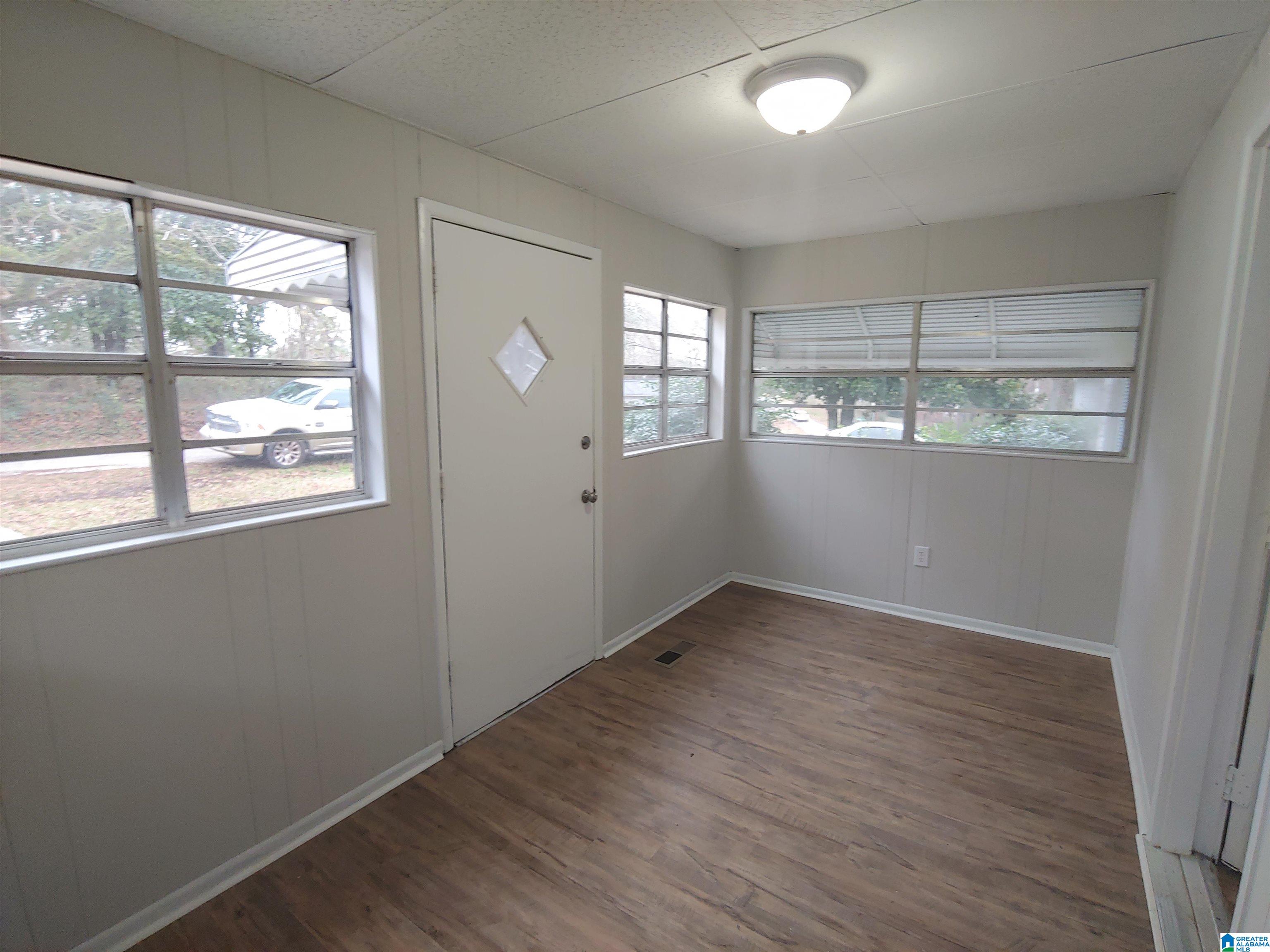 Homes for sale in Graysville, AL | 351 11Th Avenue Ne, Graysville, AL 35073 | MLS# 21425373