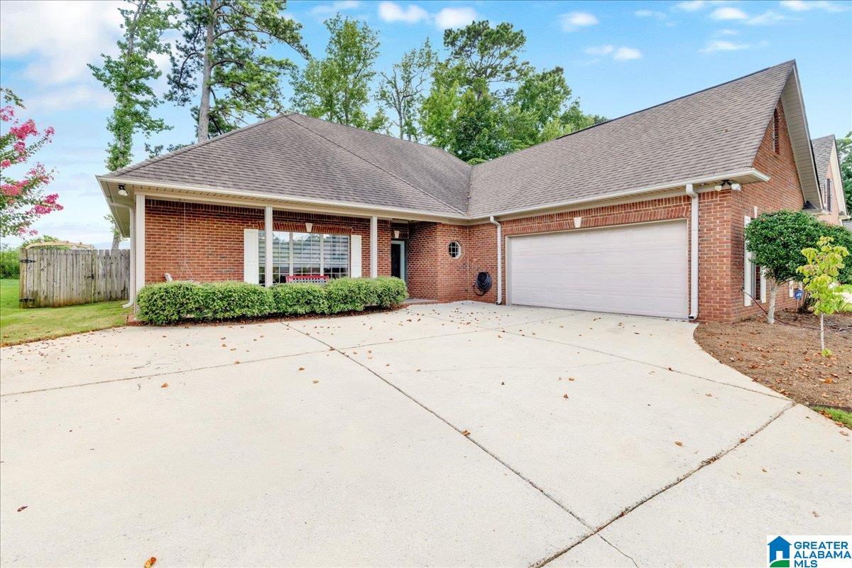 256 AMMERSEE LAKES DRIVE