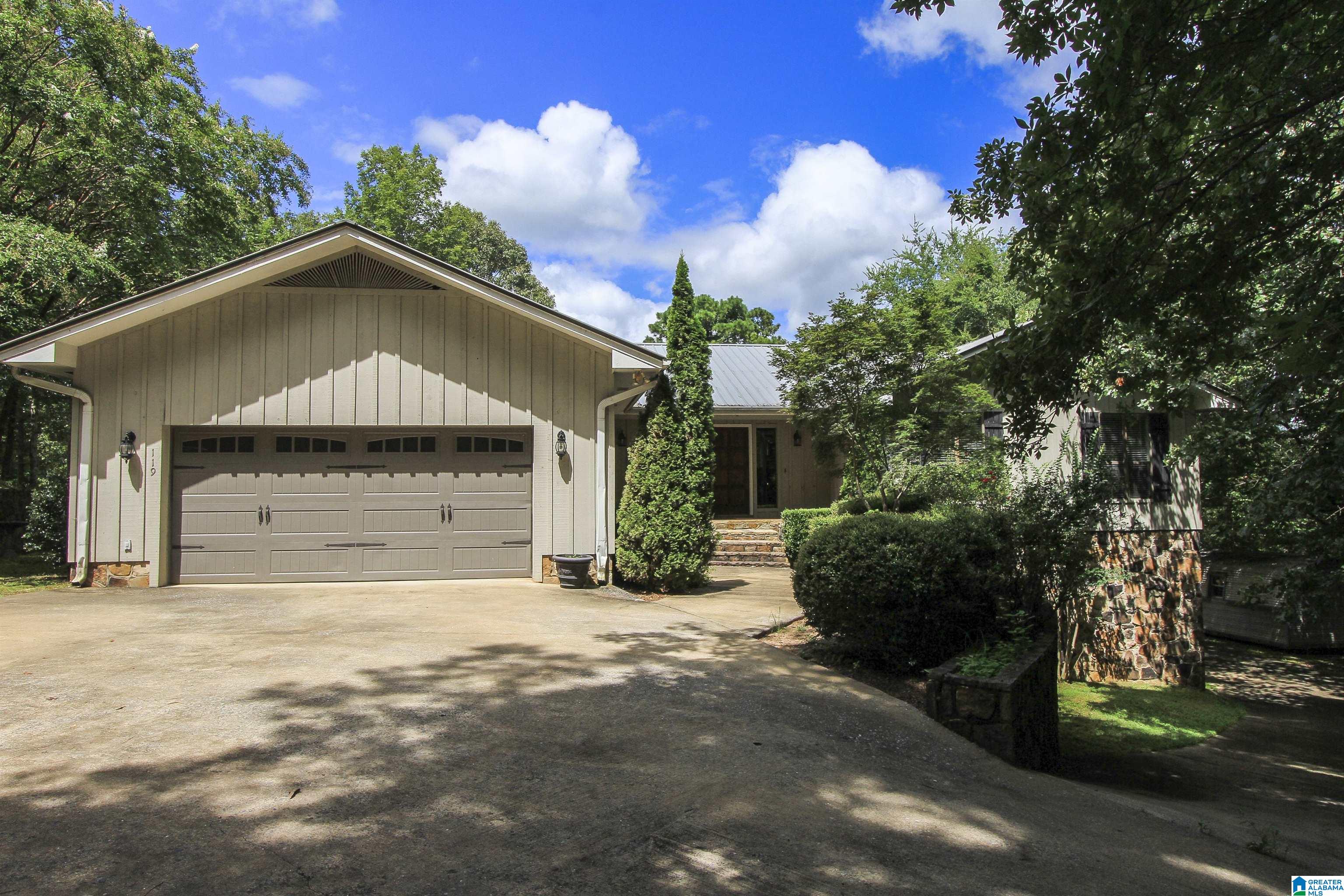 Homes for sale in Pell City, AL | 119 Zeltman Hill Road, Pell City, AL 35128 | MLS# 21425428