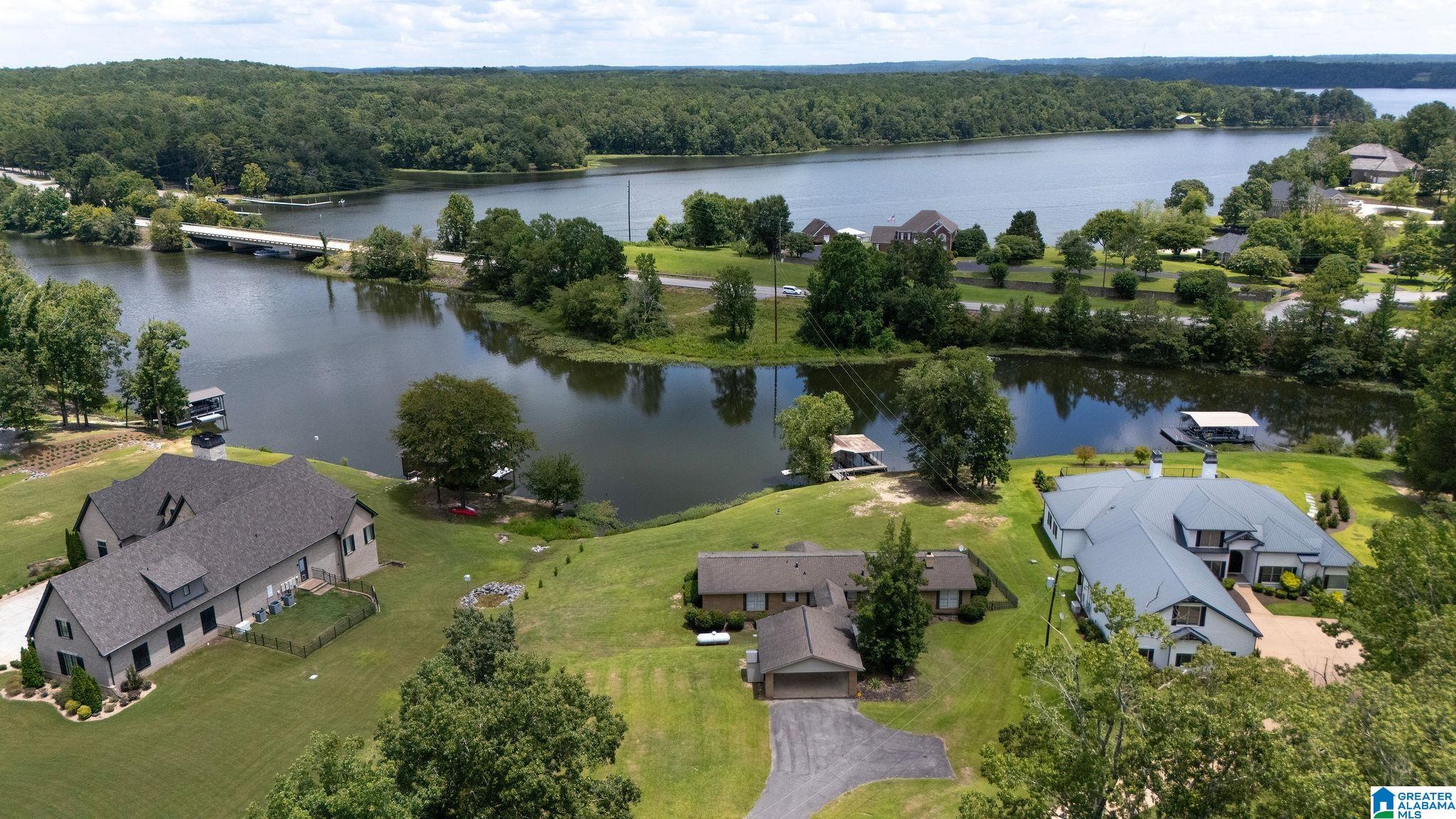 Homes for sale in Northport, AL | 16584 Kathryn Lane Dr, Northport, AL 35475 | MLS# 21425540