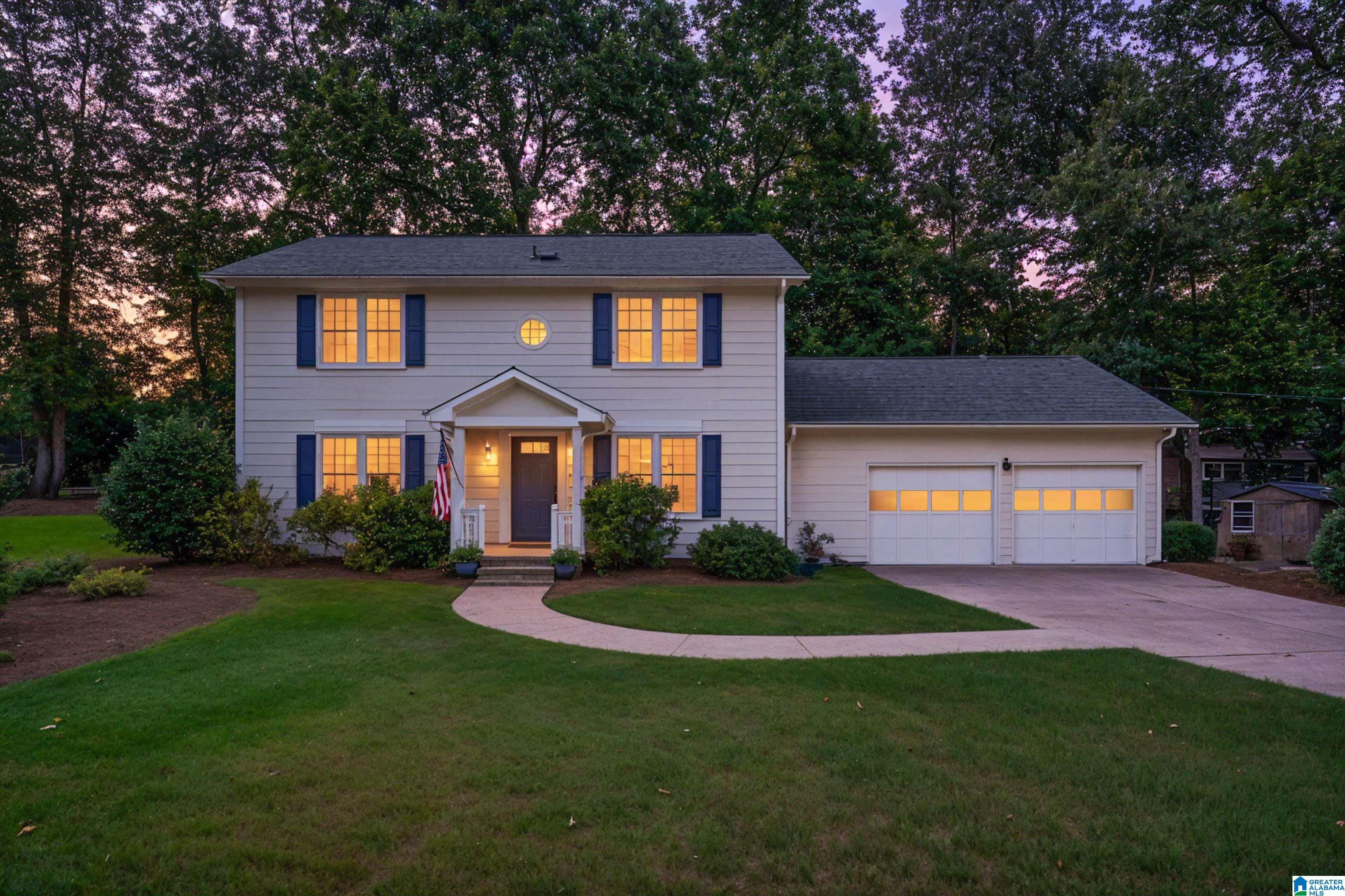 Homes for sale in Hoover, AL | 230 Russet Woods Dr, Hoover, AL 35244 | MLS# 21425610