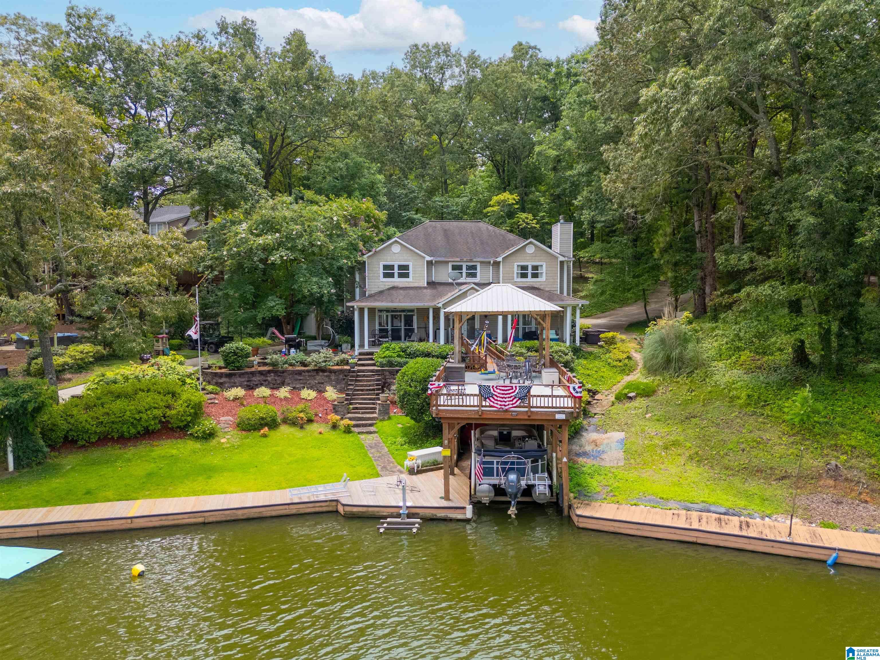 284 S Lake Hills Lane