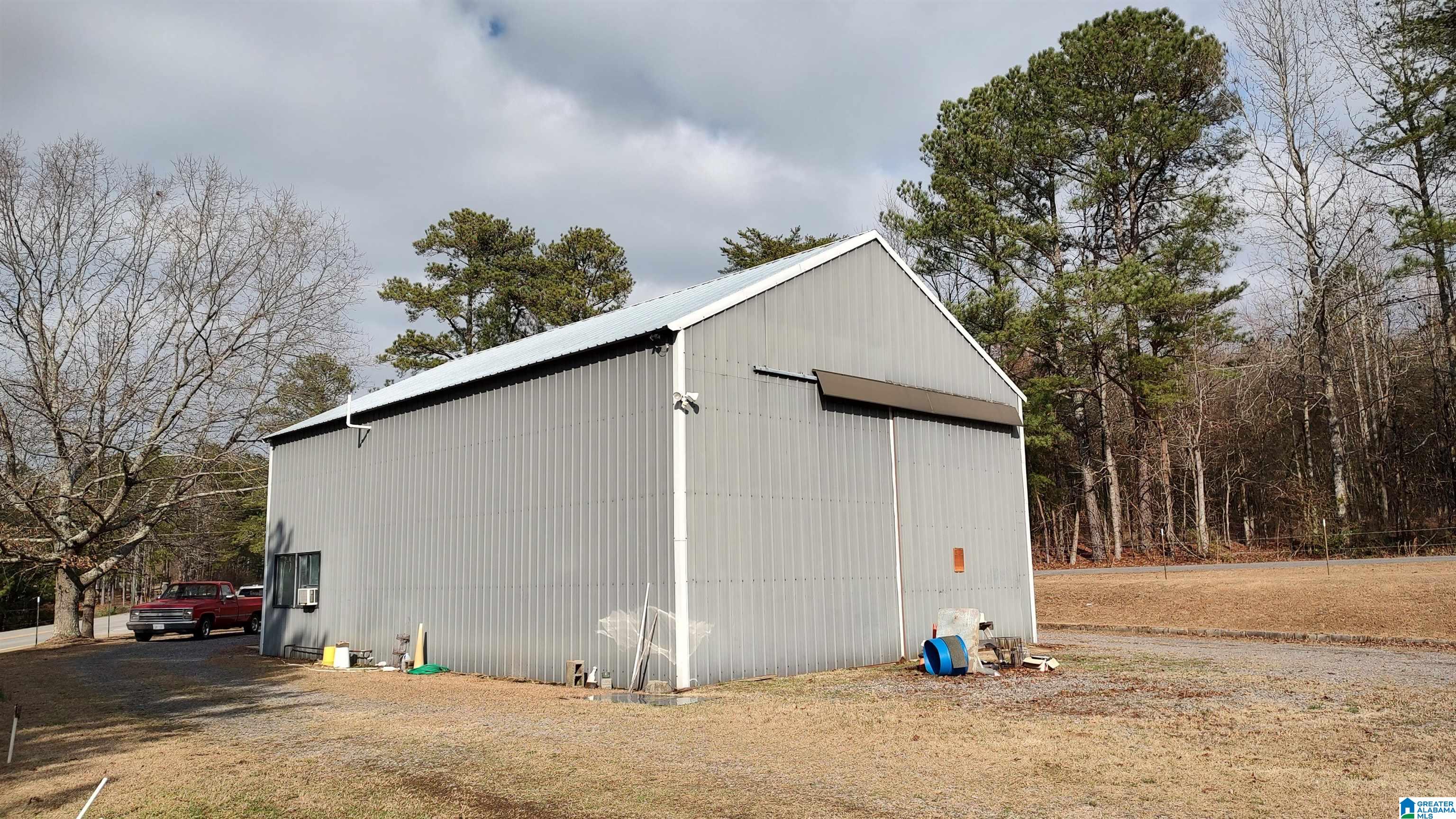 Homes for sale in Warrior, AL | 9615 Mount High Road, Warrior, AL 35180 | MLS# 21425813