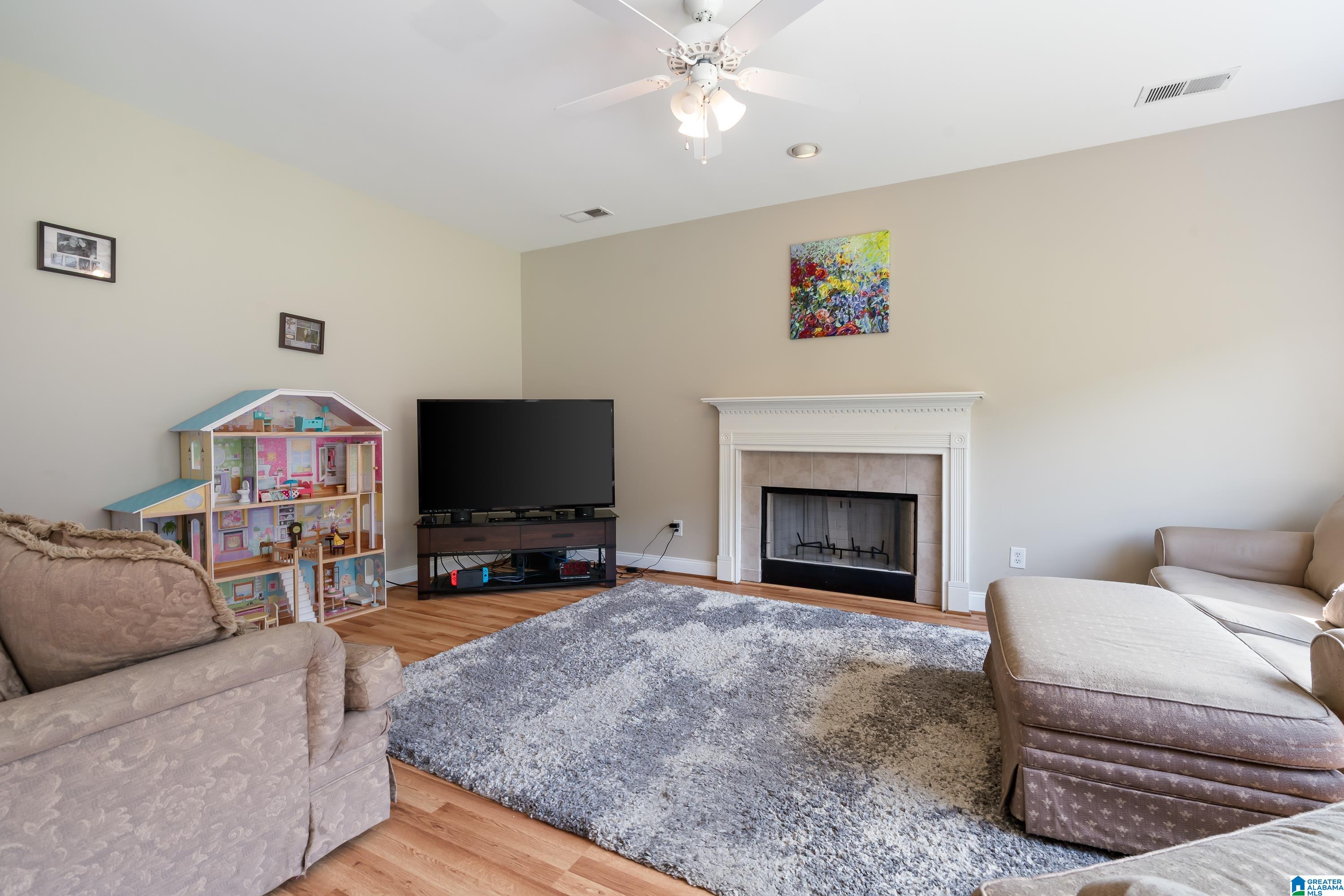 Homes for sale in Sterrett, AL | 473 Forest Lakes Dr, Sterrett, AL 35147 | MLS# 21425879