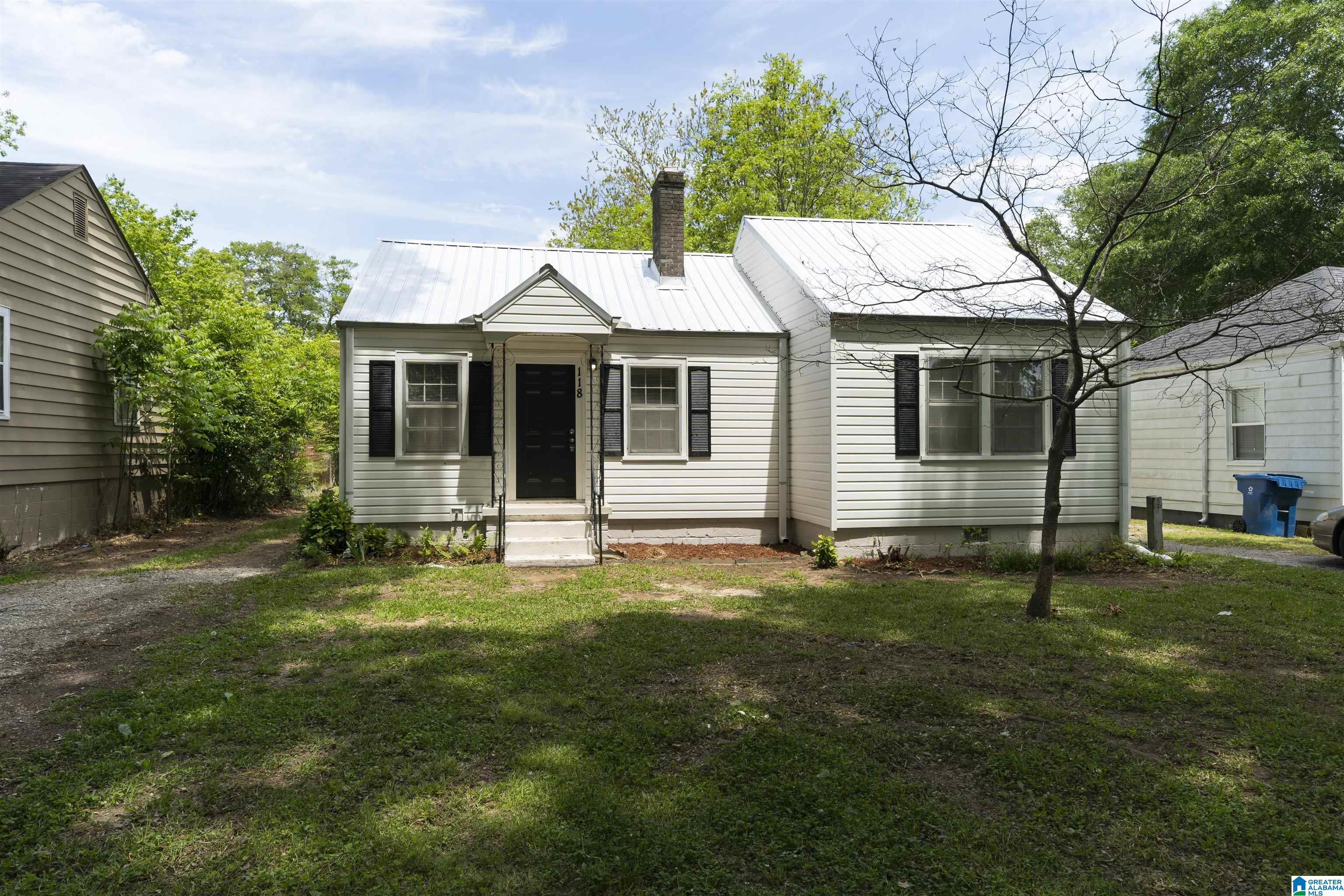 Homes for sale in Hueytown, AL | 118 June Avenue, Hueytown, AL 35023 | MLS# 21425910