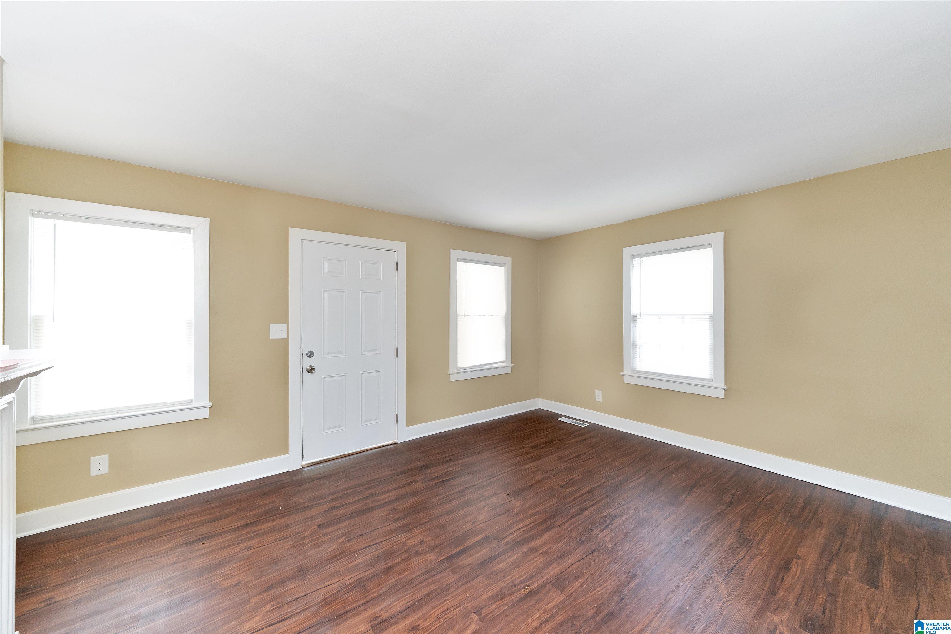 Homes for sale in Hueytown, AL | 118 June Avenue, Hueytown, AL 35023 | MLS# 21425910