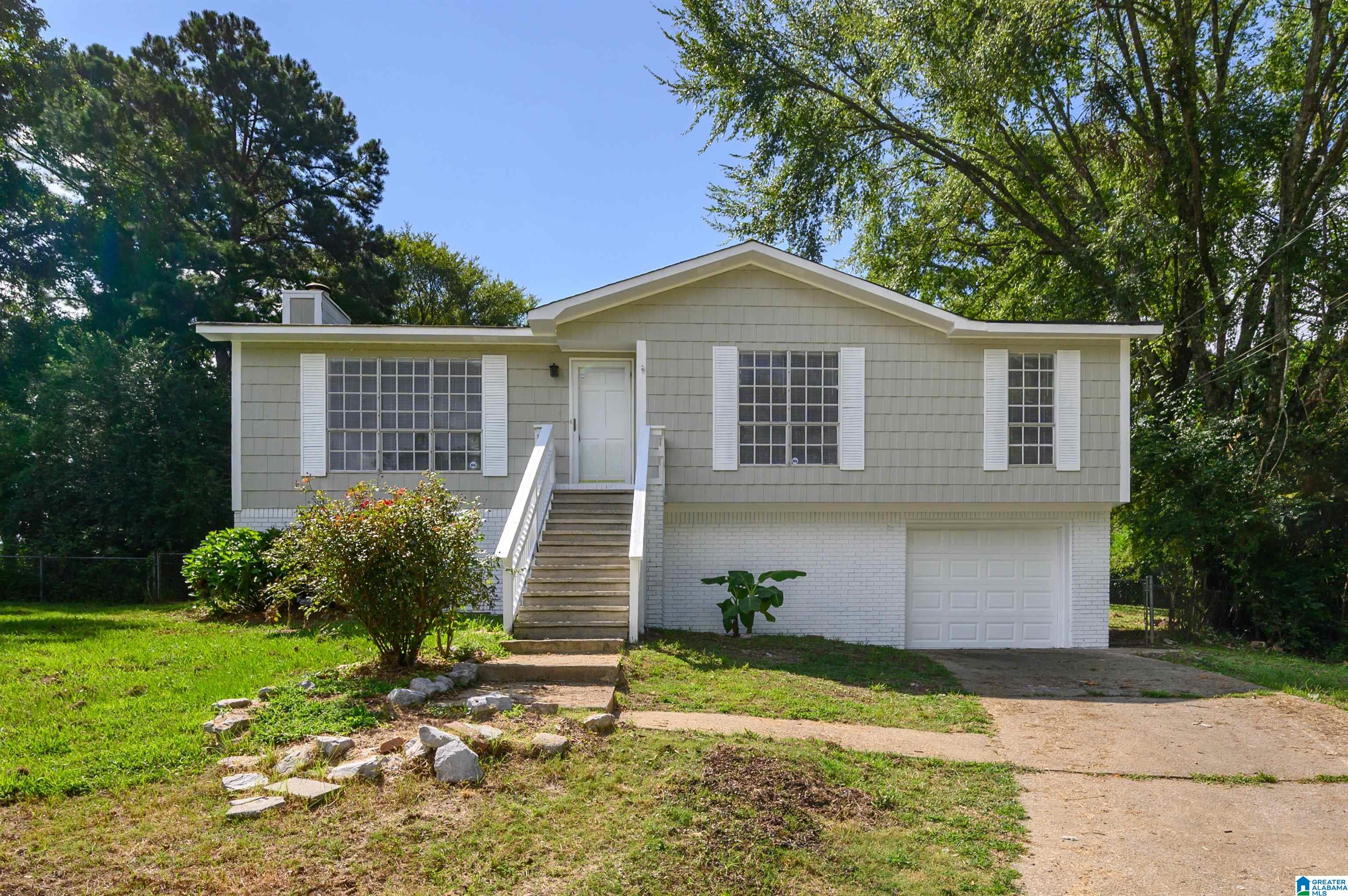 Homes for sale in Pinson, AL | 5901 Northwood Dr, Pinson, AL 35126 | MLS# 21425966