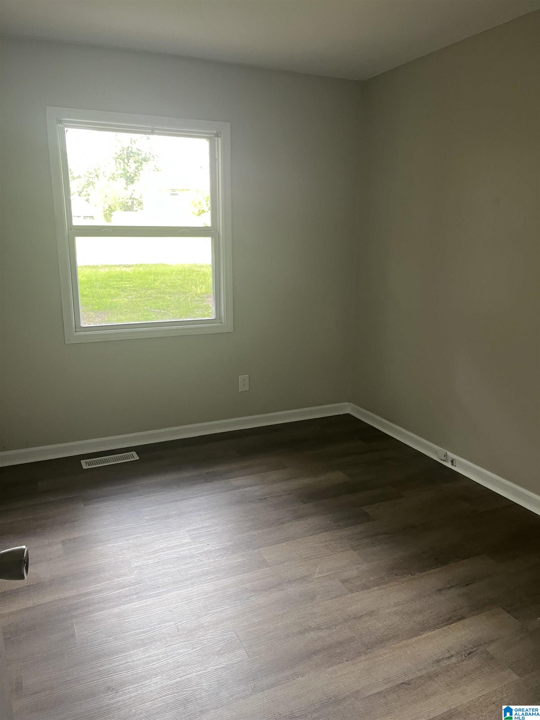 Homes for sale in Leeds, AL | 123 Willow Street, Leeds, AL 35094 | MLS# 21426329