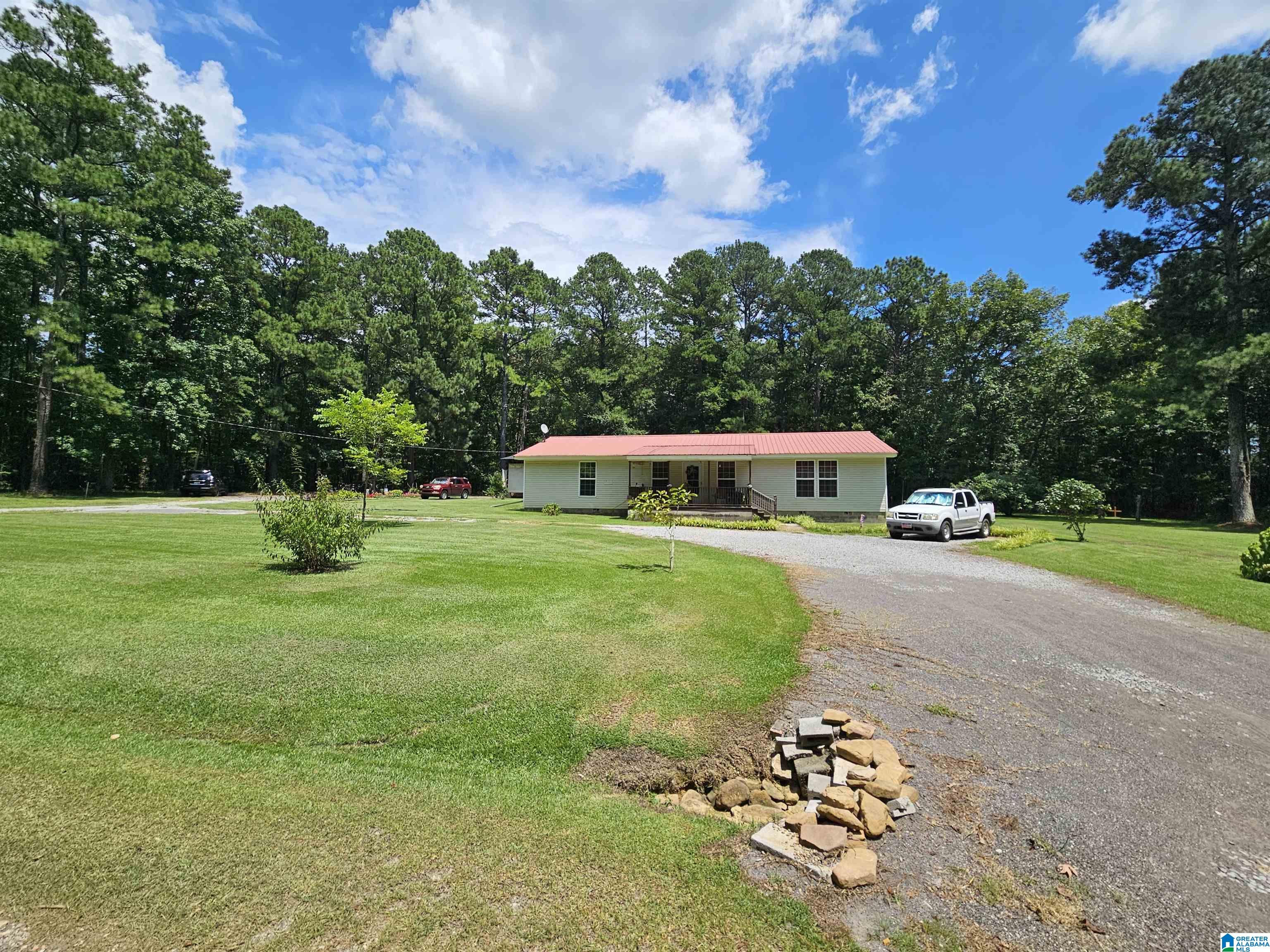 Homes for sale in Ashville, AL | 505 Ray Lane, Ashville, AL 35953 | MLS# 21426647