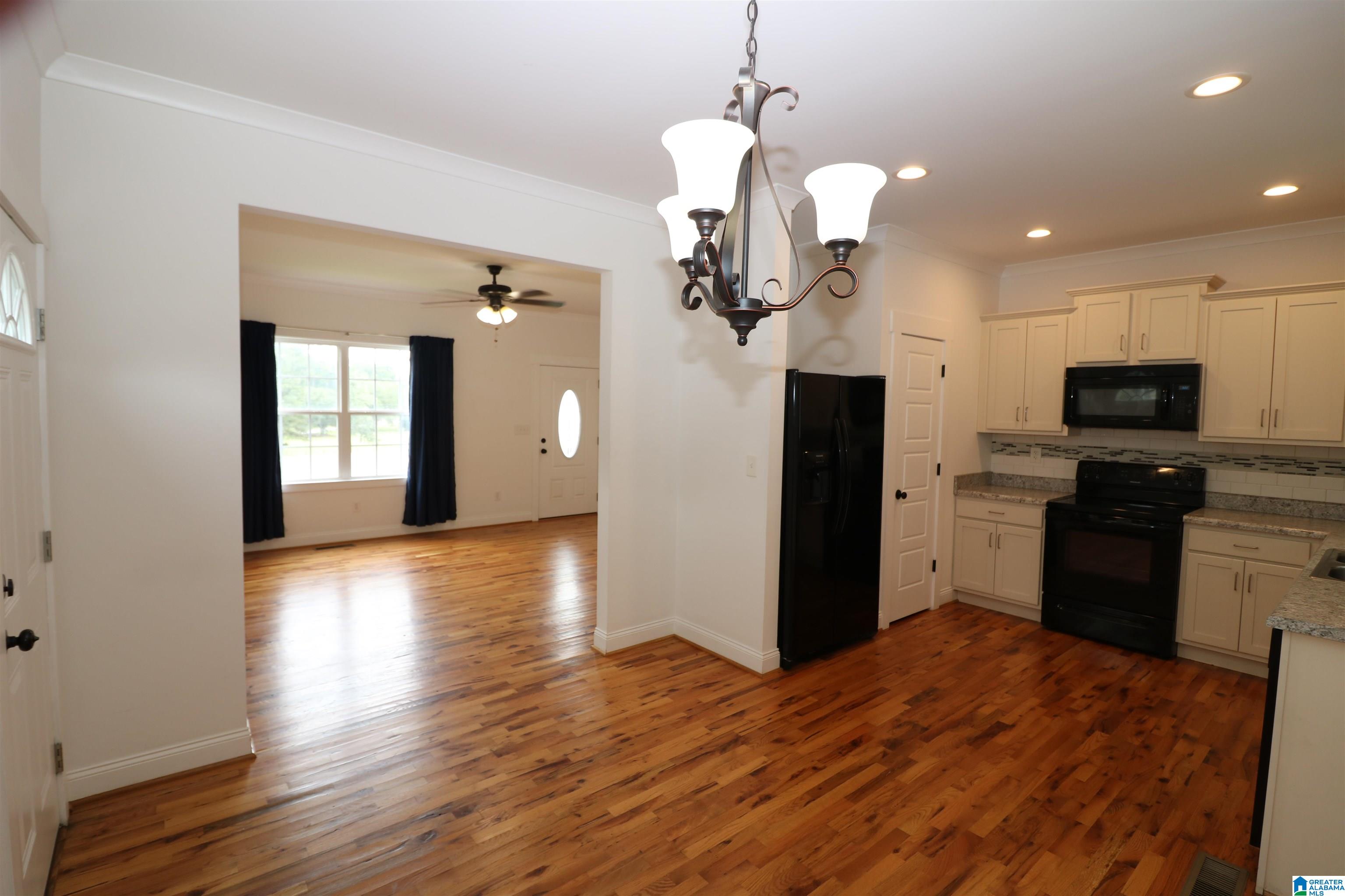 Homes for sale in Pell City, AL | 1010 1St Pl S, Pell City, AL 35125 | MLS# 21426715