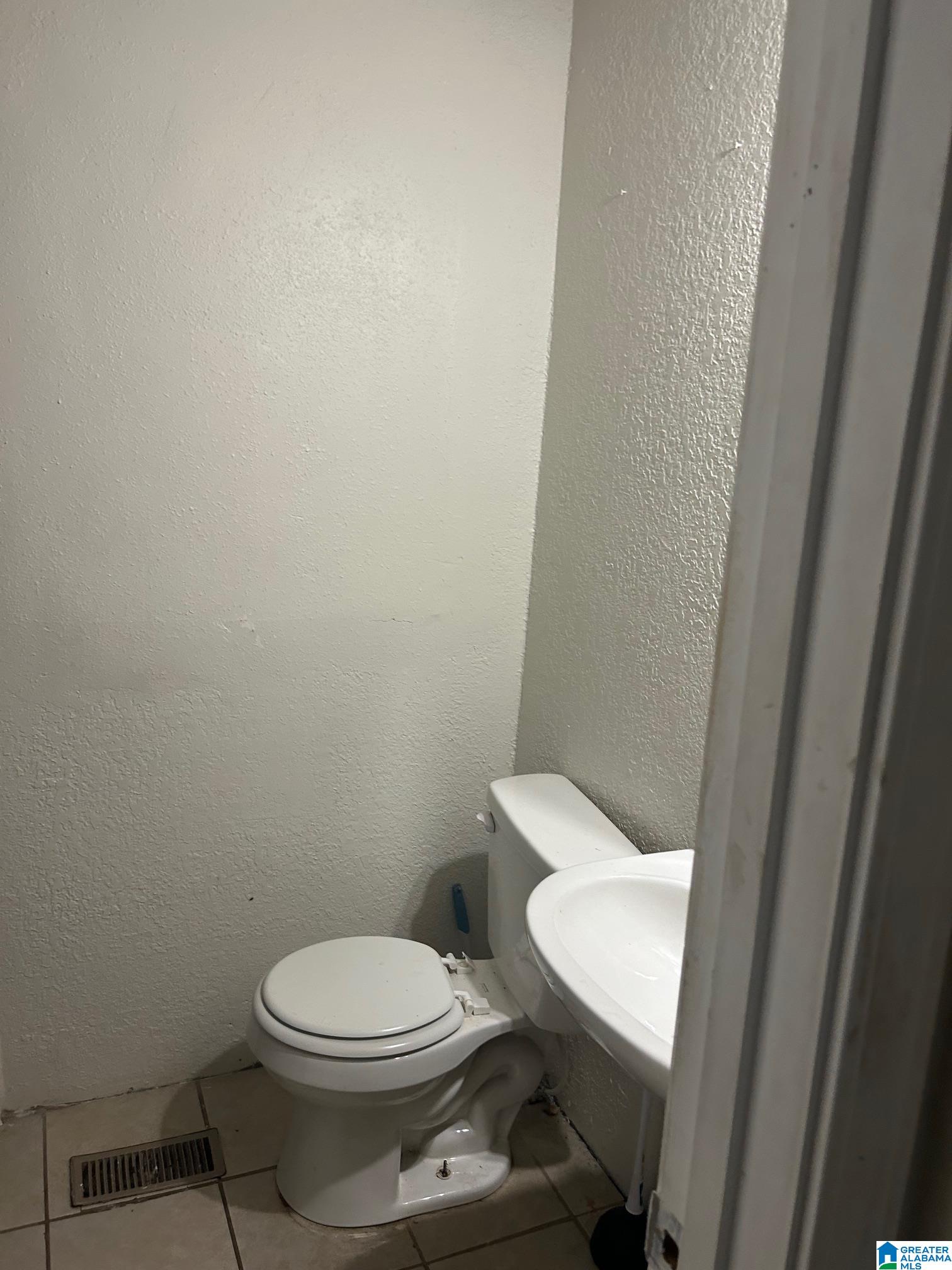 Homes for sale in Talladega, AL | 312 Shaw Avenue, Talladega, AL 35160 | MLS# 21427217