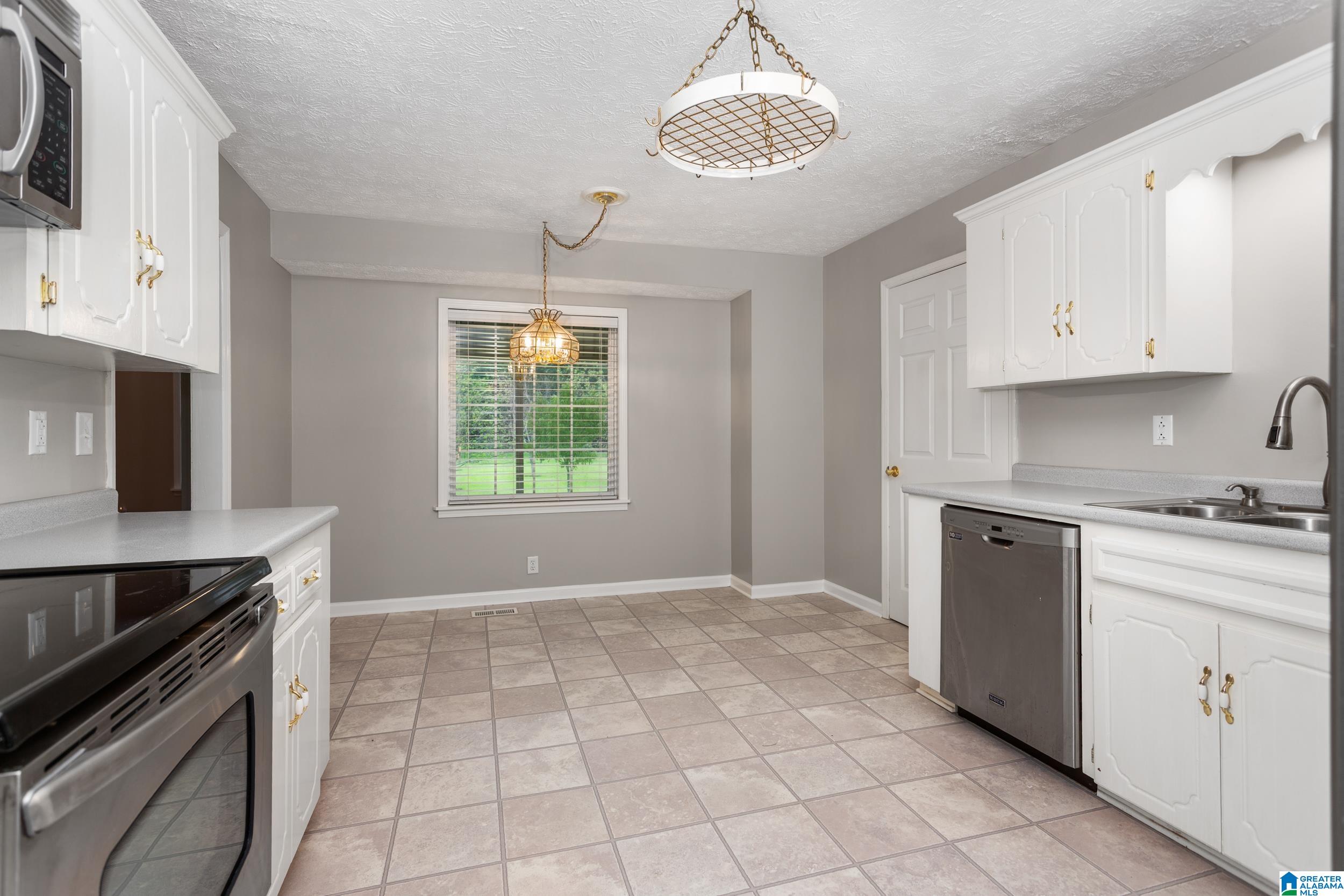 Homes for sale in Jacksonville, AL | 1320 Rochester Road Se, Jacksonville, AL 36265 | MLS# 21427418