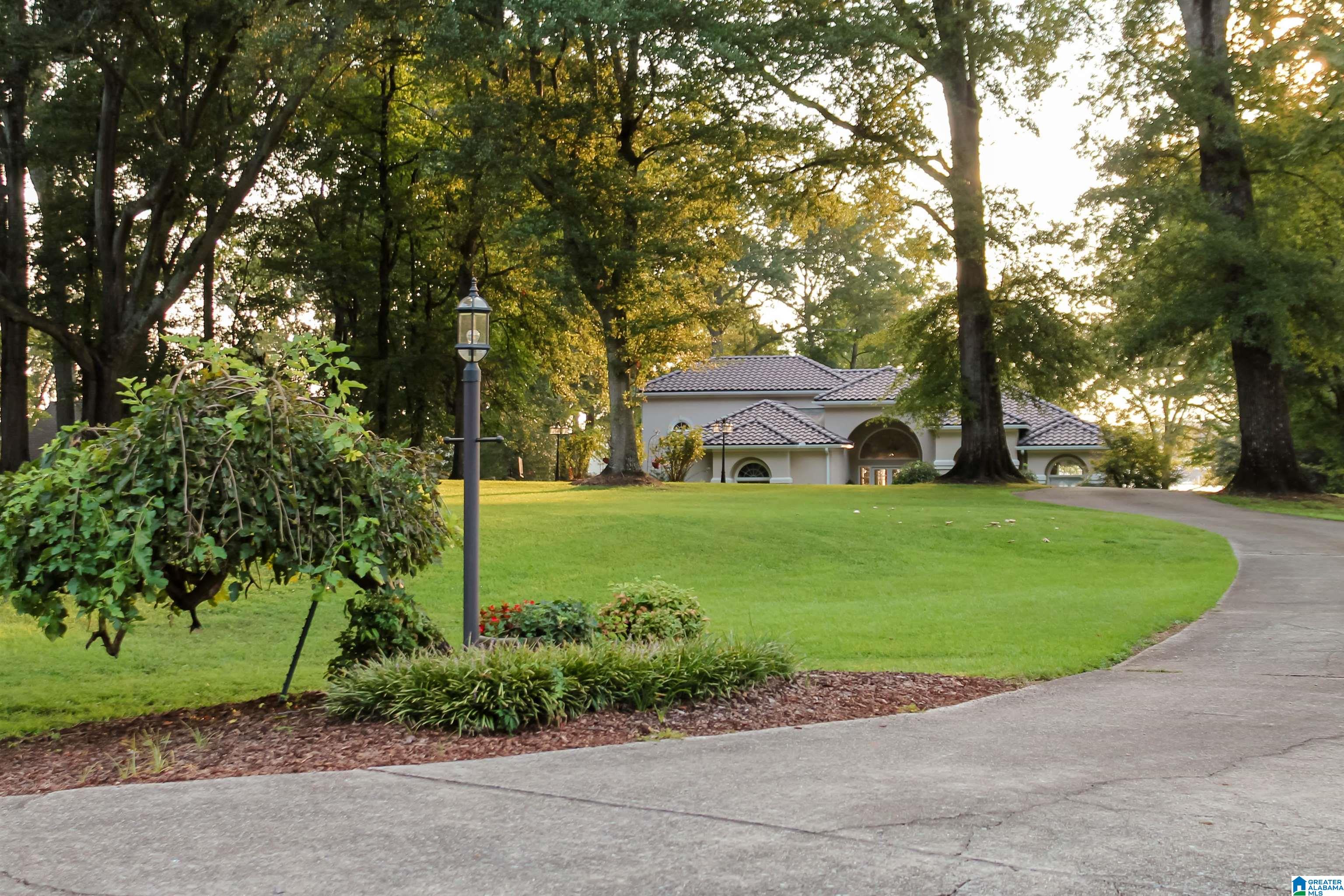 Homes for sale in Cropwell, AL | 1015 River Oaks Dr, Cropwell, AL 35054 | MLS# 21427608