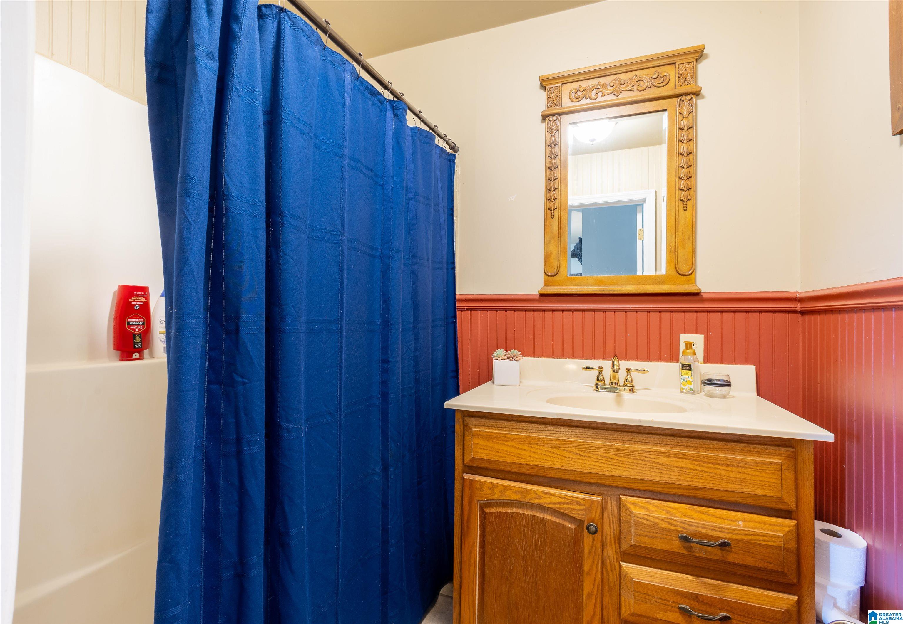 1689 County Road 864