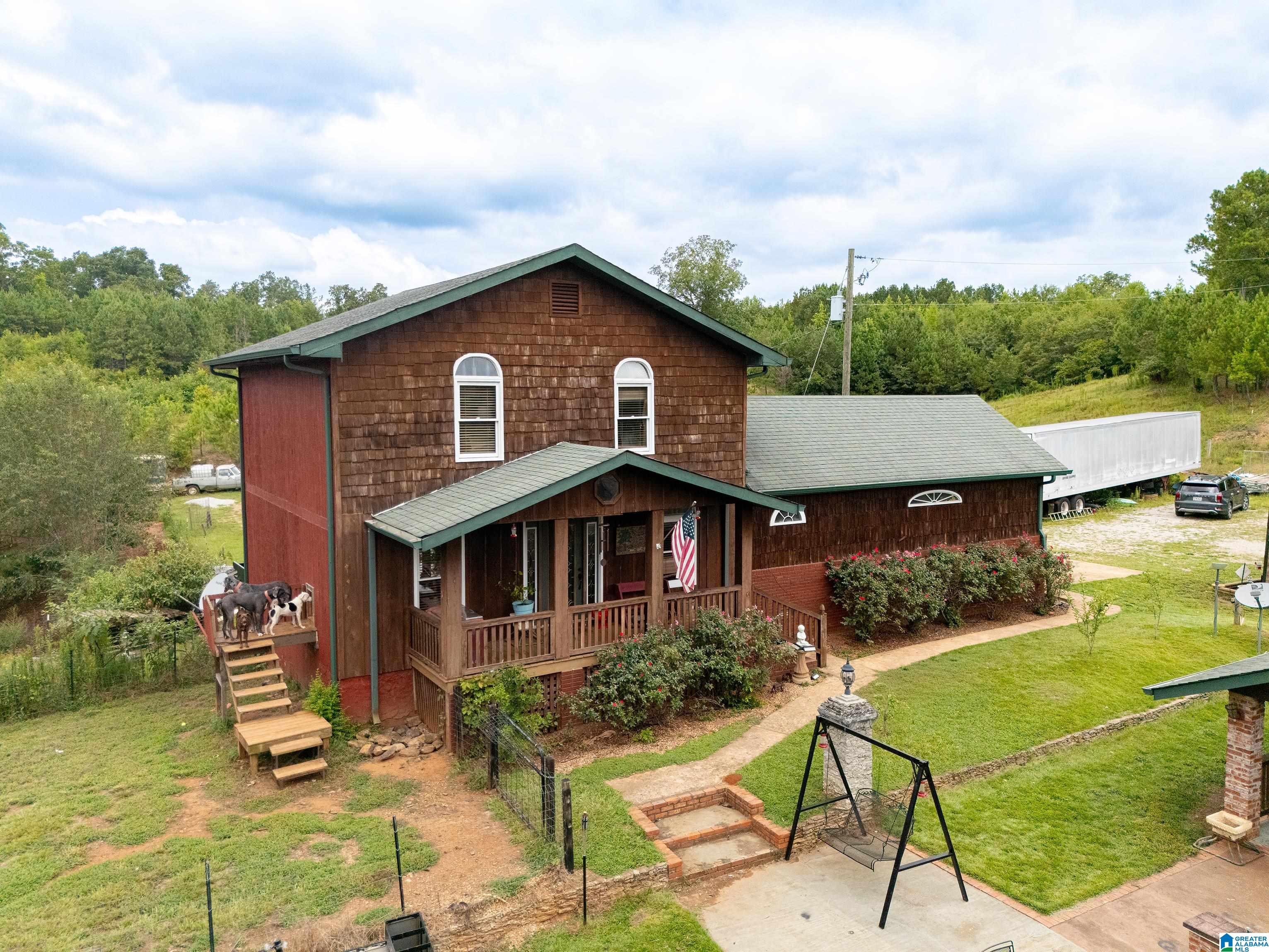 1689 County Road 864