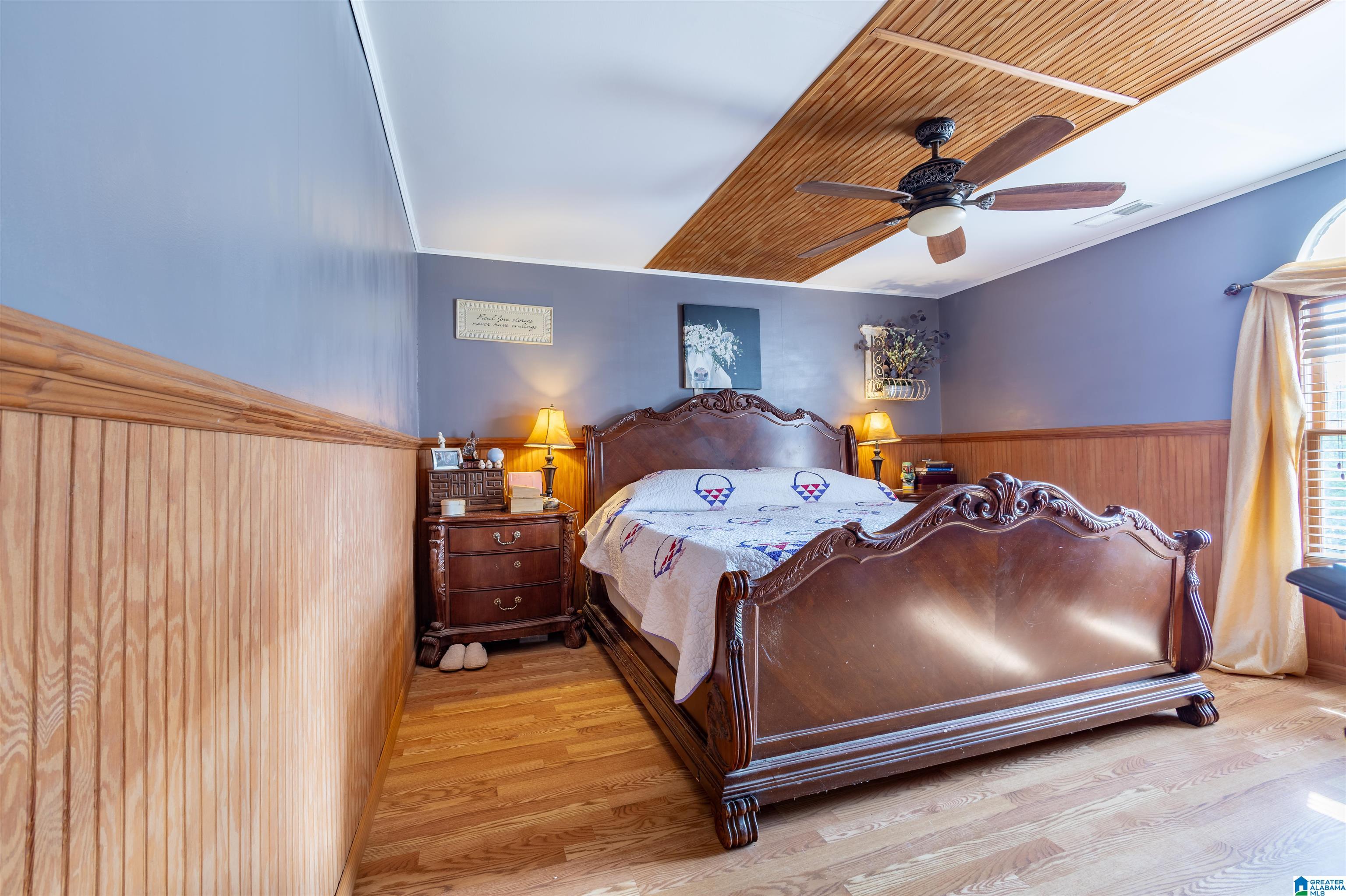 1689 County Road 864