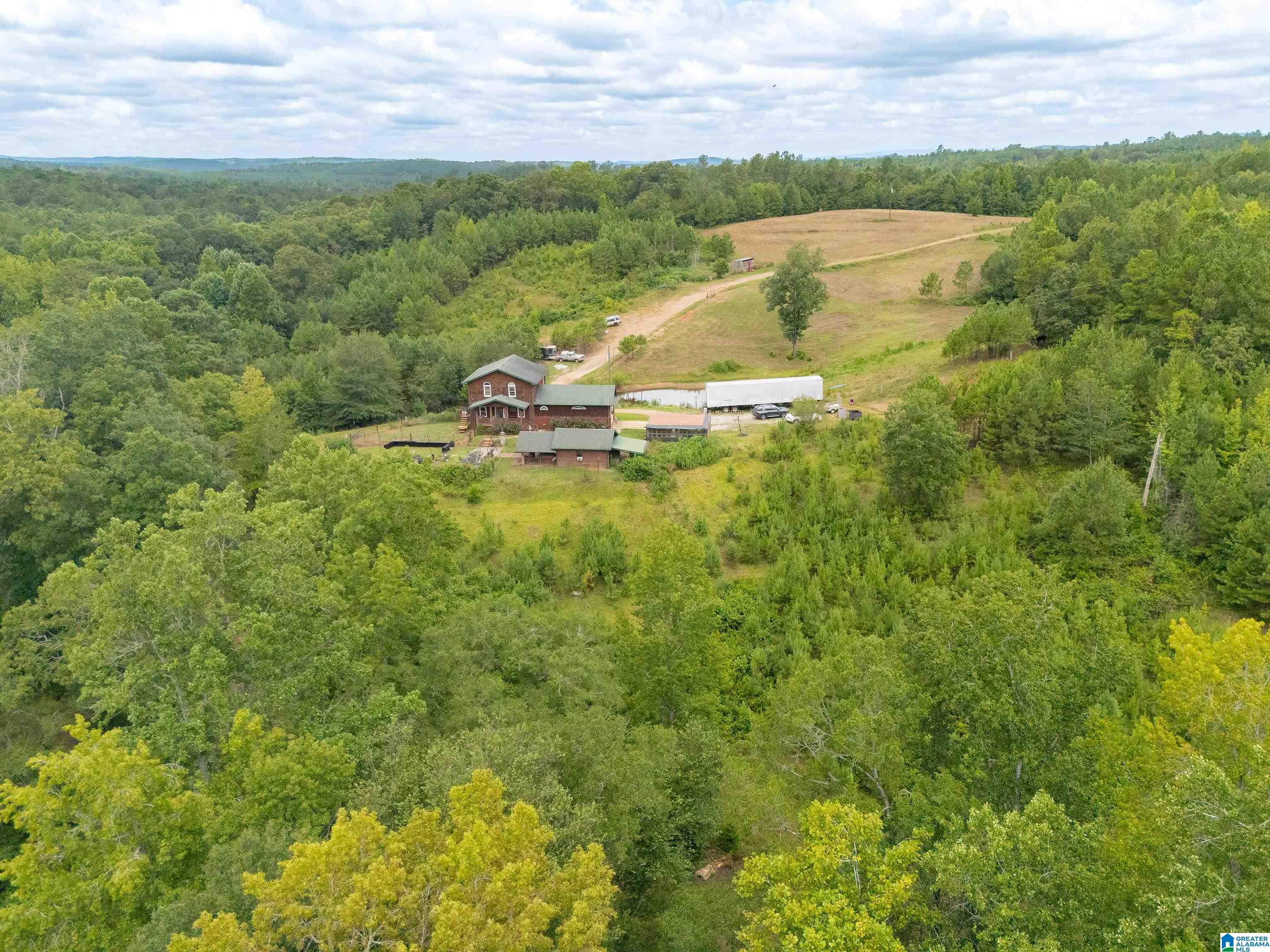 1689 County Road 864