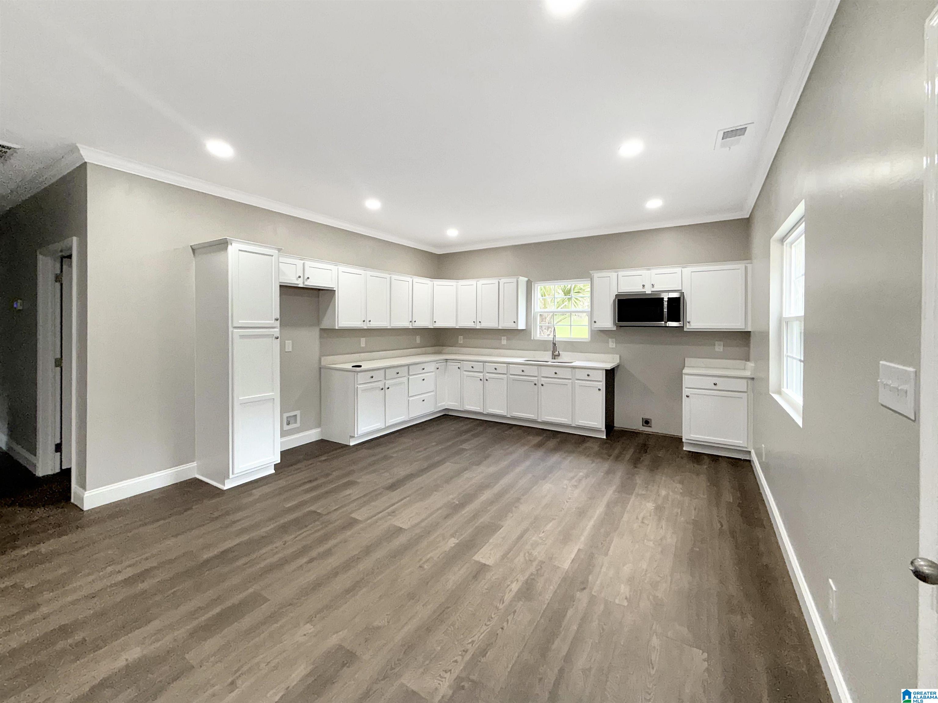 Homes for sale in West Blocton, AL | 465 Primitive Ridge Road, West Blocton, AL 35184 | MLS# 21427957