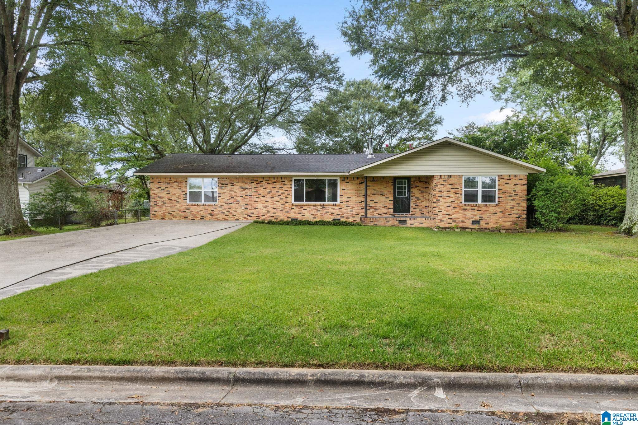 1941 DIALSDALE DRIVE SW