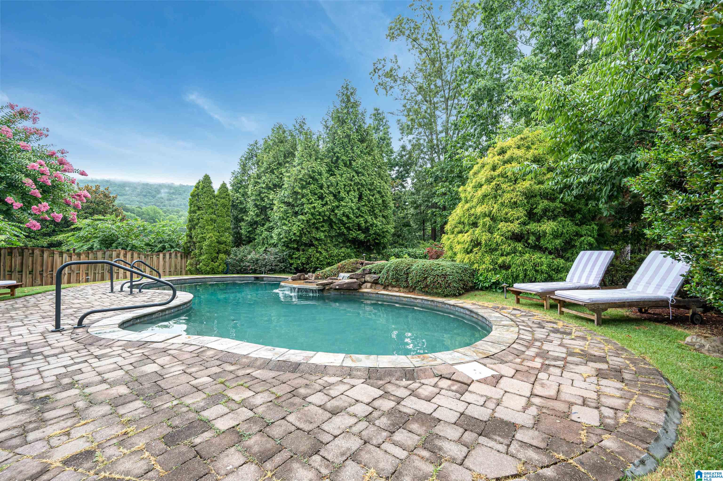 1013 DUNNAVANT PLACE