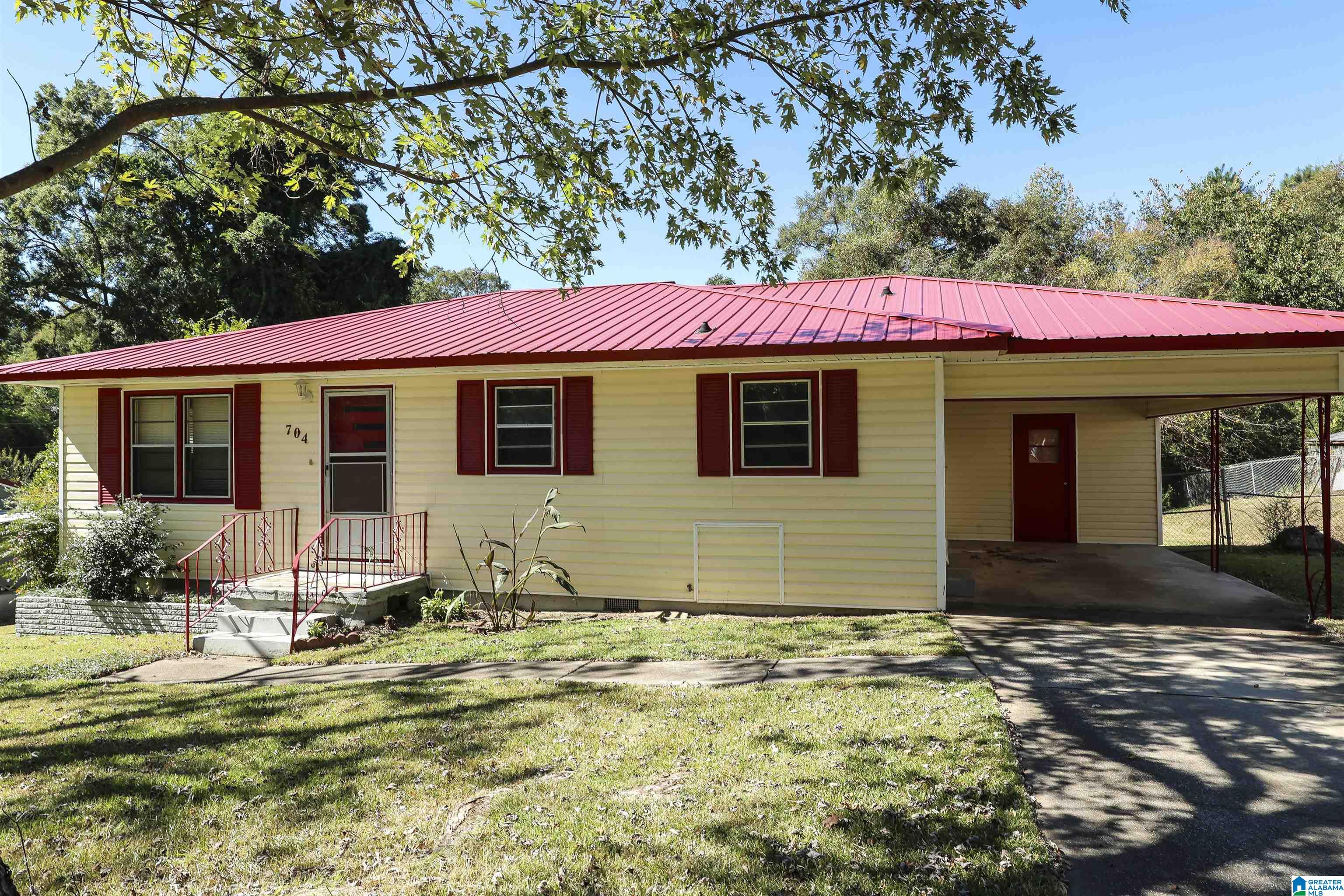 Homes for sale in Weaver, AL | 704 Olga Ann Dr, Weaver, AL 36277 | MLS# 21428228
