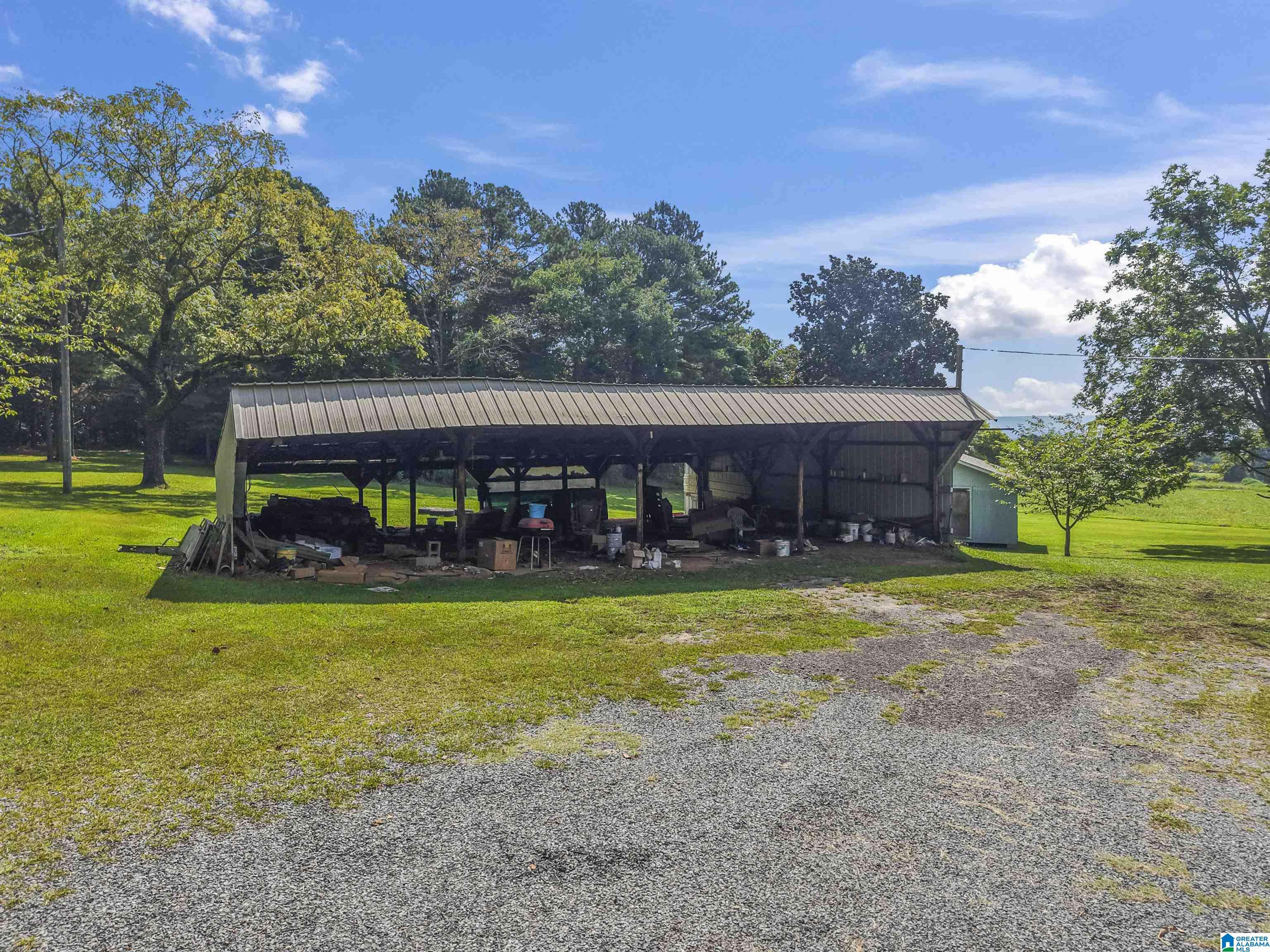 Homes for sale in Hayden, AL | 250 Runway Dr, Hayden, AL 35079 | MLS# 21428392