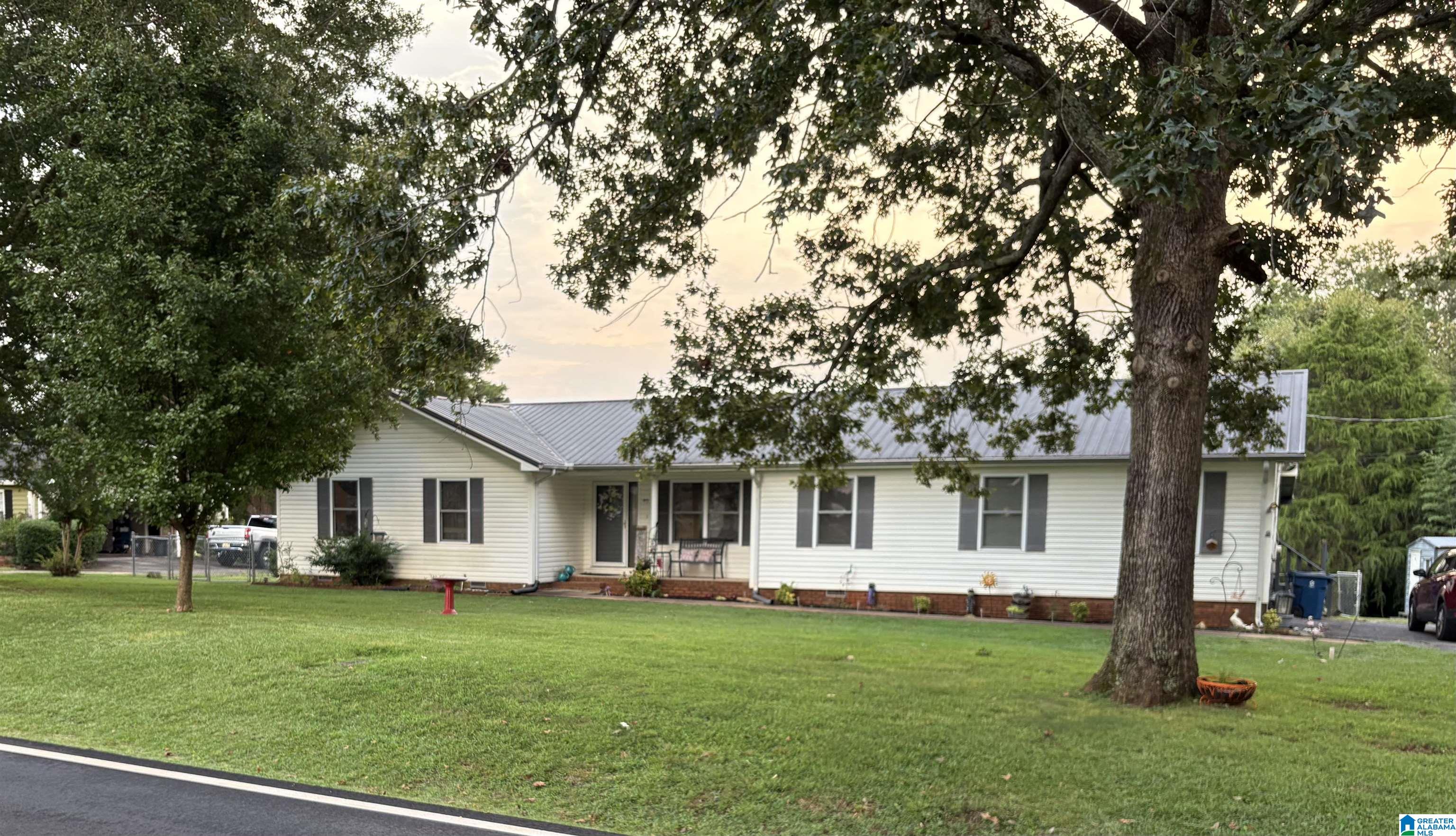 Homes for sale in Jacksonville, AL | 1504 George Douthit Dr Sw, Jacksonville, AL 36265 | MLS# 21428548